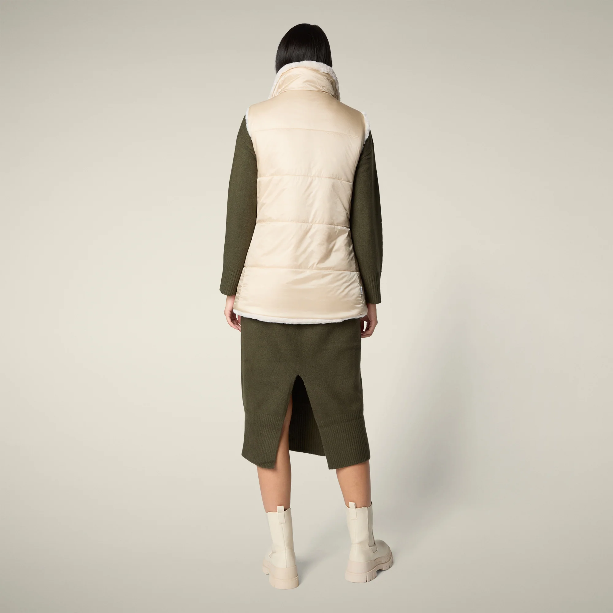 Women's Reversible Faux Fur Vest Nives in Shore Beige