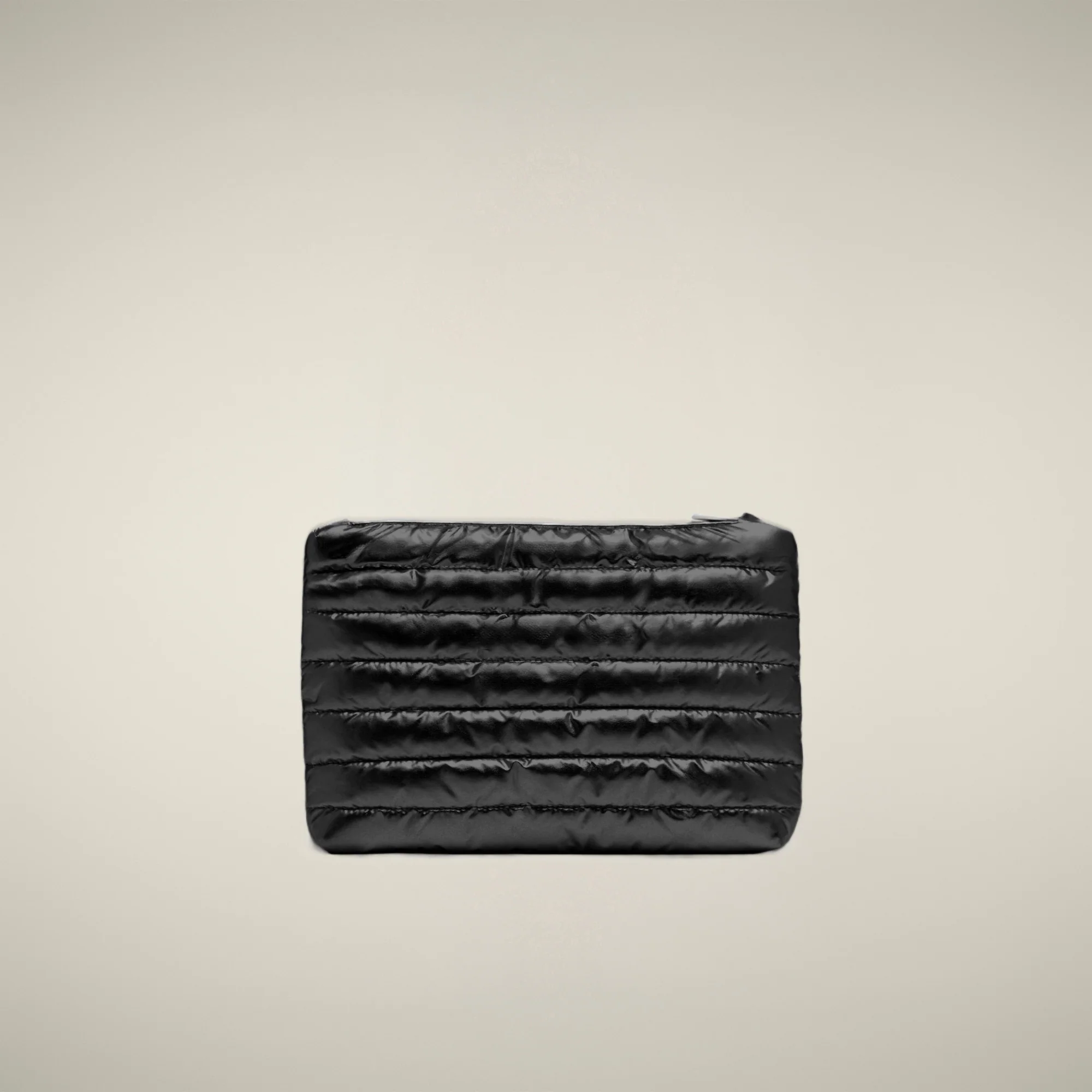 Unisex pouch dee in black