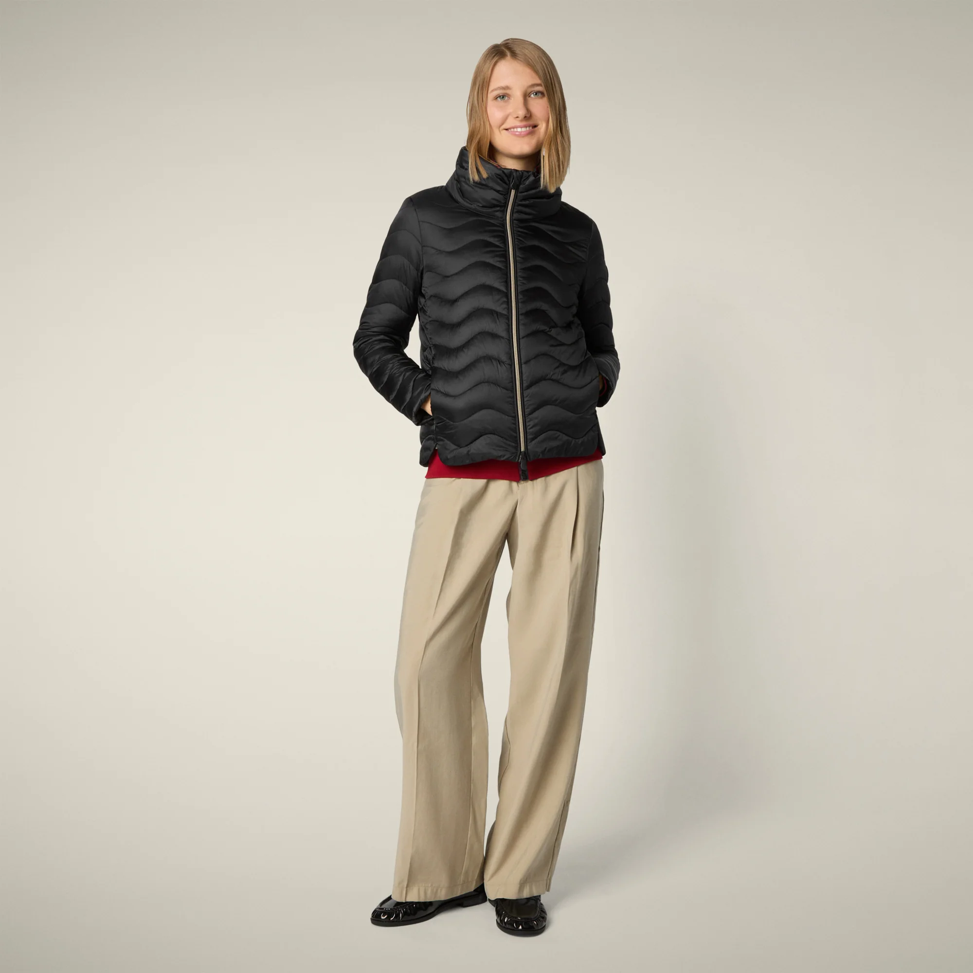 Women's Animal free puffer Jacket Peridot in Black