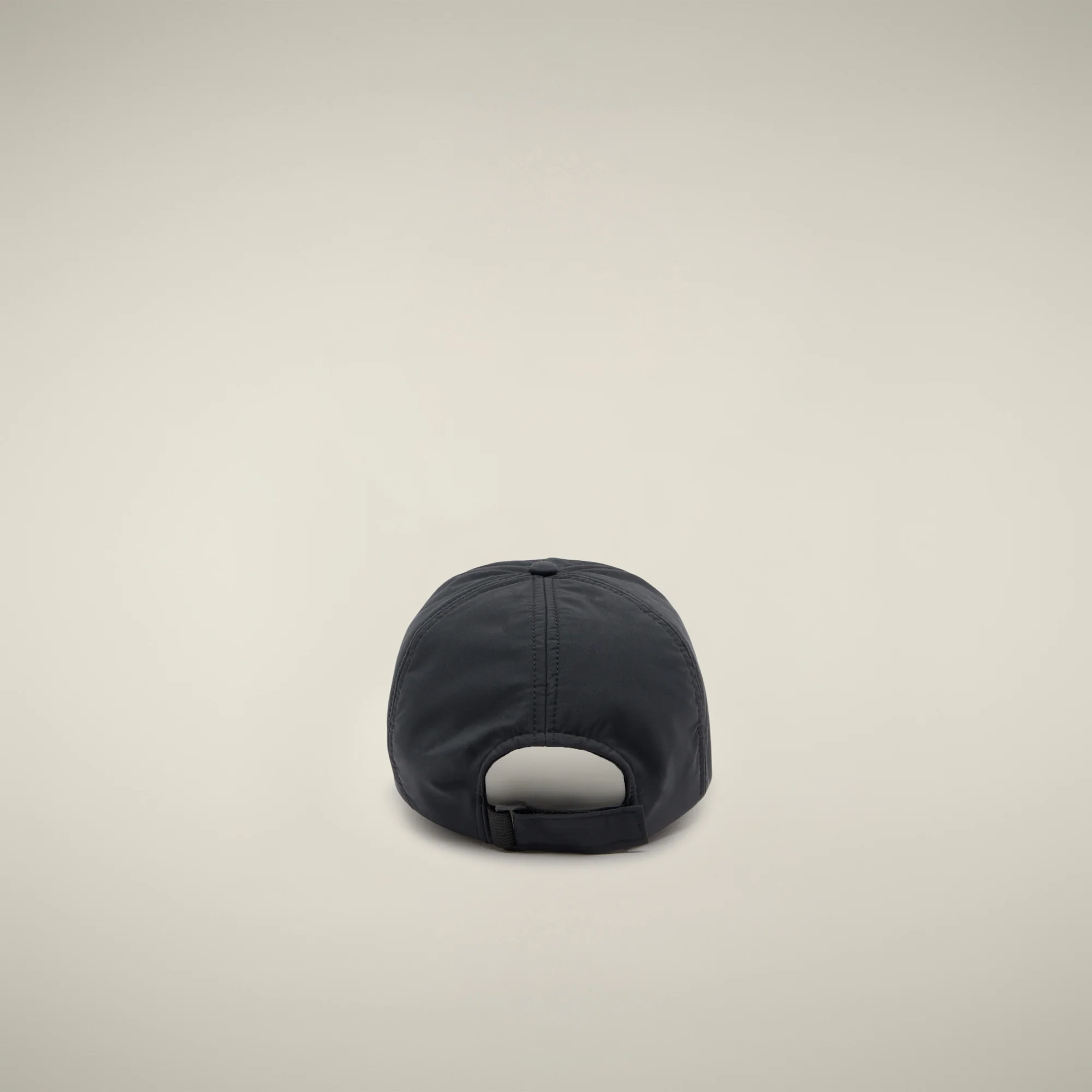 Unisex cap Georgie in black