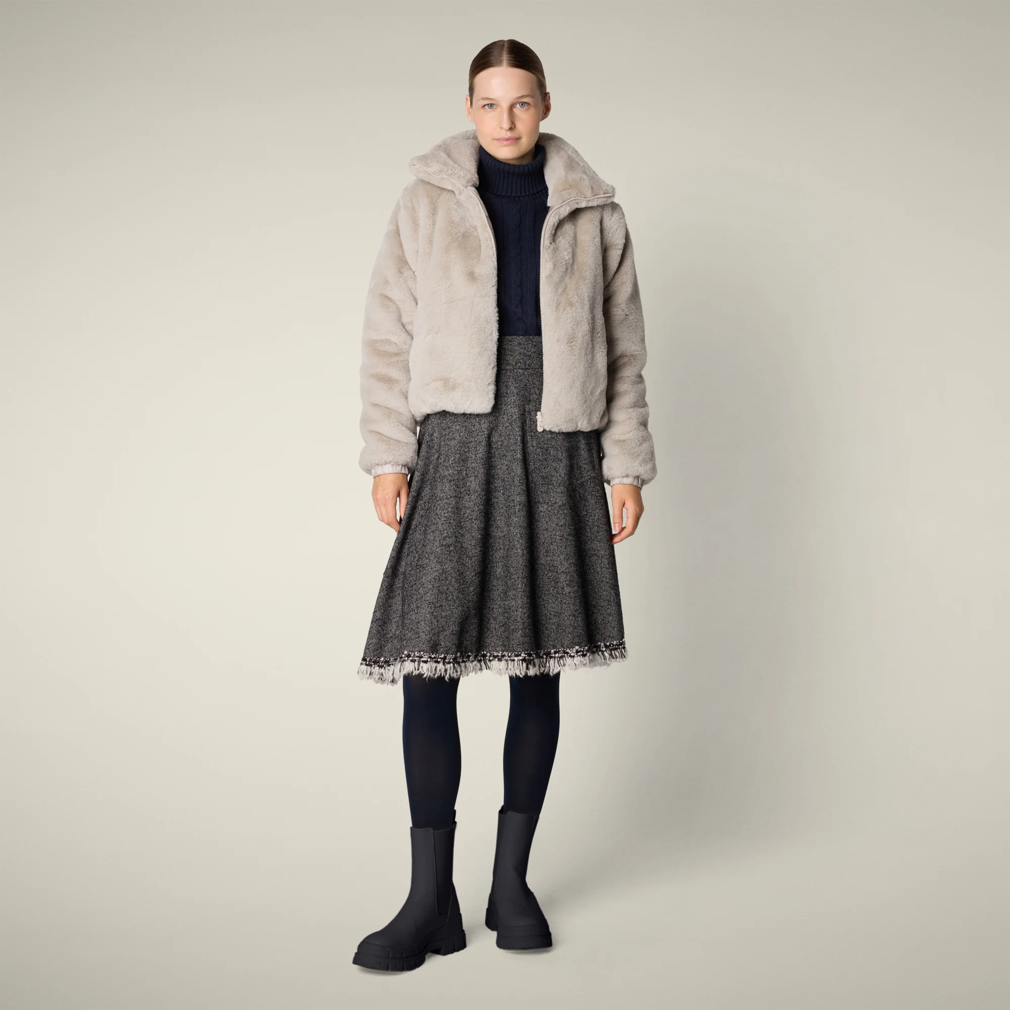 Women's Reversible Faux Fur Jacket Jeon in rainy beige