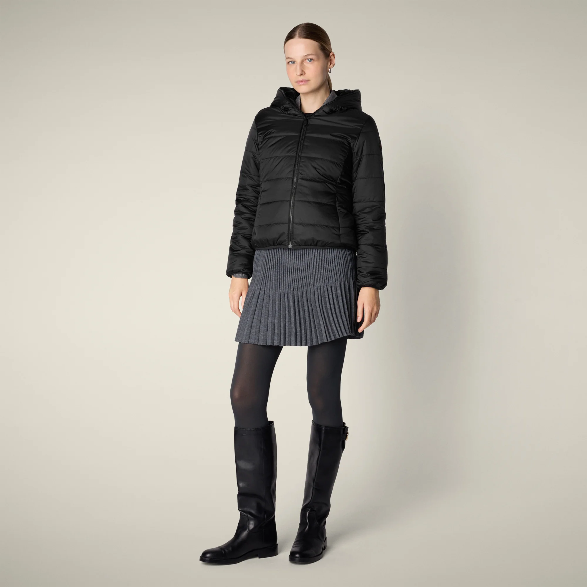 Women's Reversible Faux Fur Jacket este in black