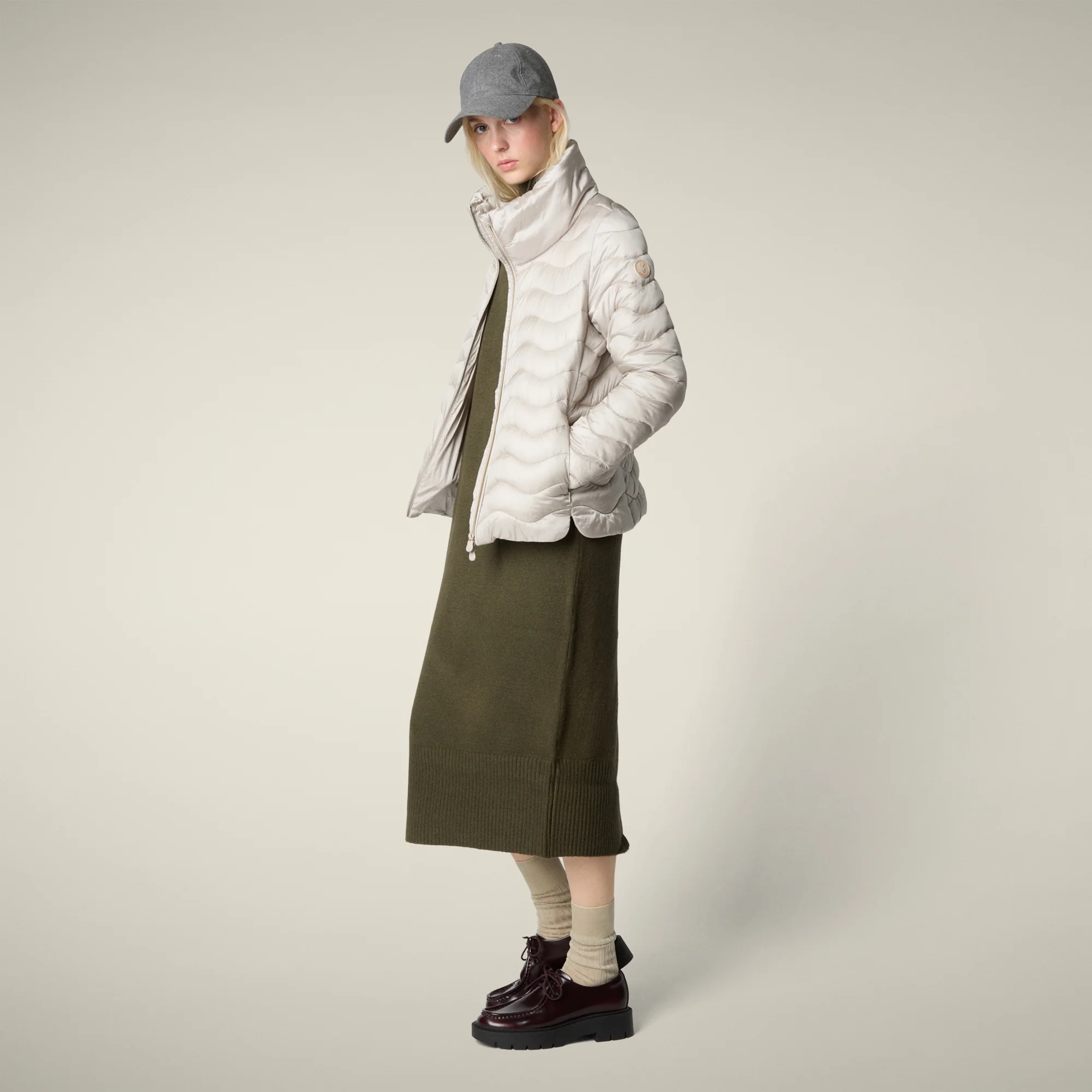 Women's Animal free puffer Jacket Peridot in Rainy Beige