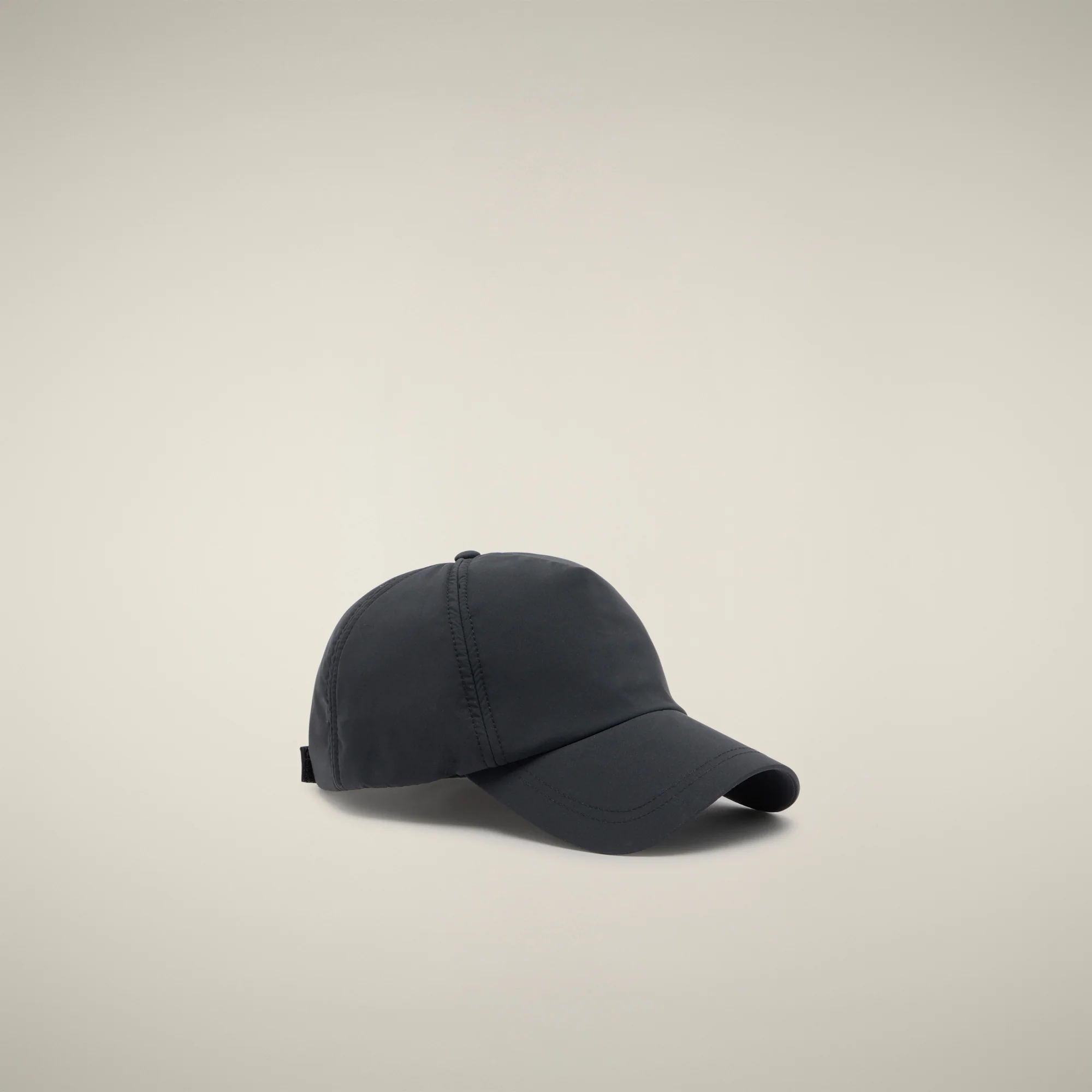 Unisex cap Georgie in black