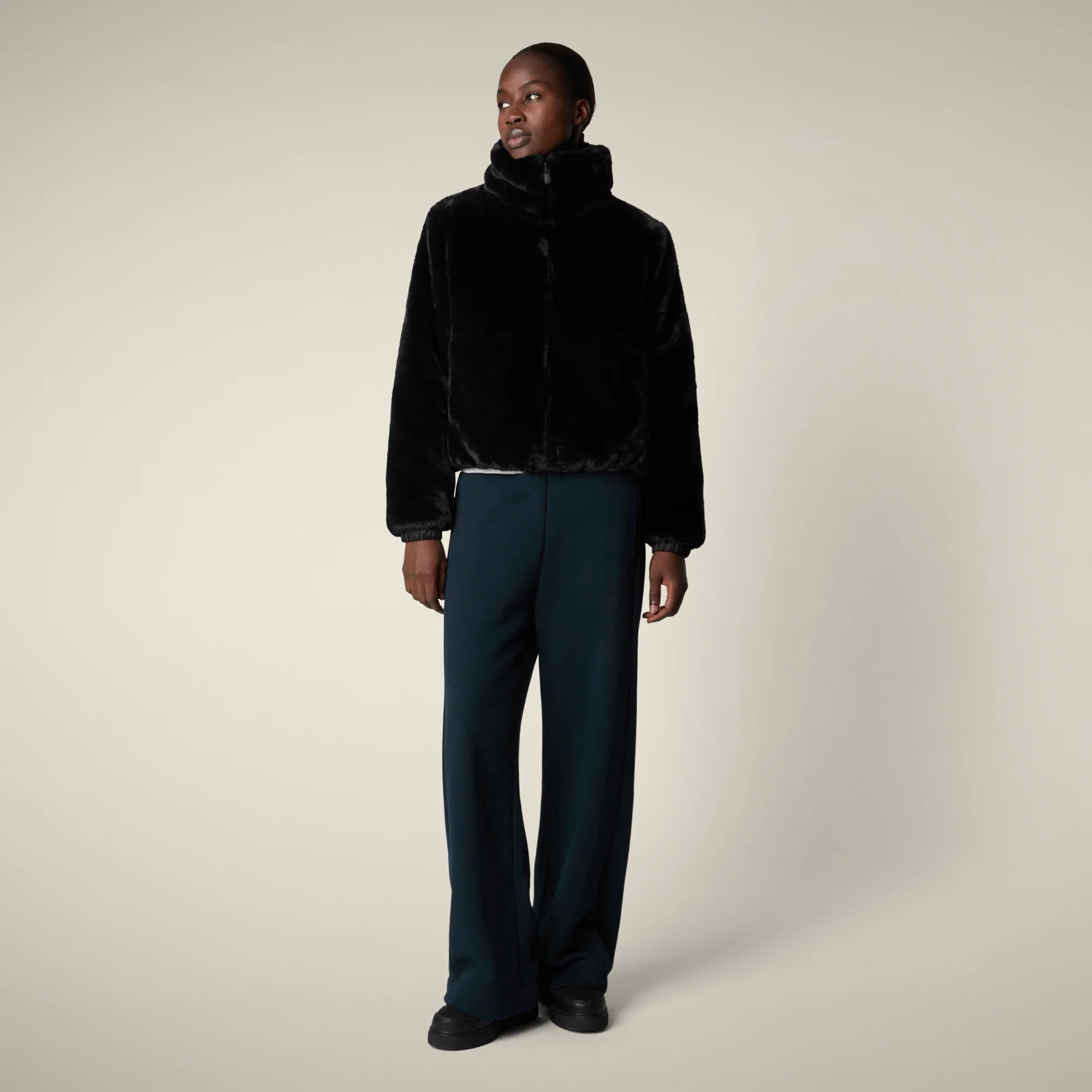 Women's Reversible Faux Fur Jacket Jeon in black