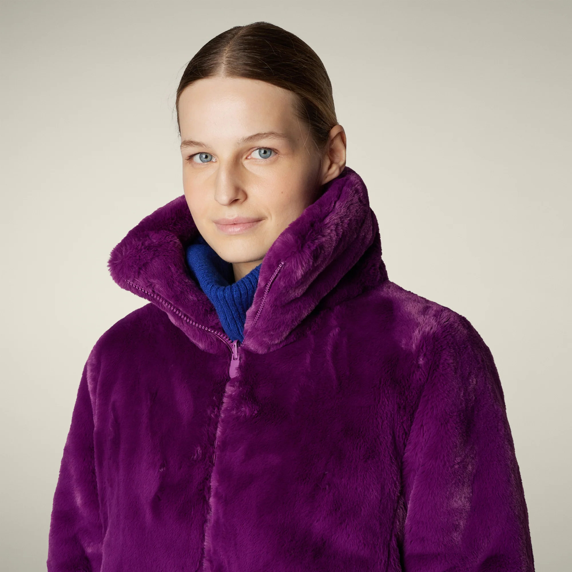 Women's Reversible Faux Fur Jacket Jeon in cyclamen violet