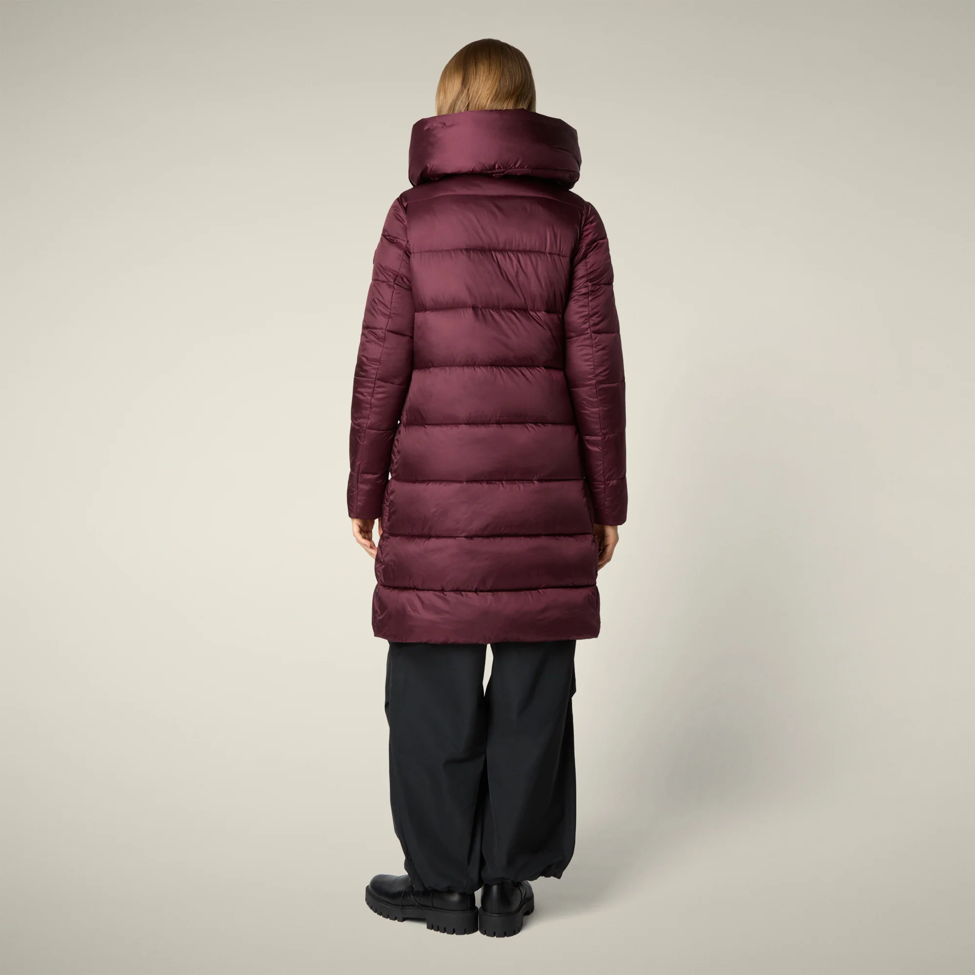 Women's Animal free puffer Coat Lysa in Wine Red