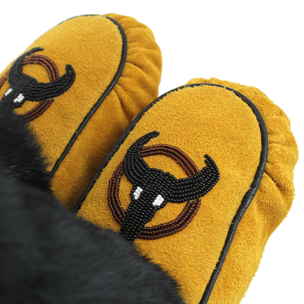 Phyllis Queskekapow Mens 10 Mukluks