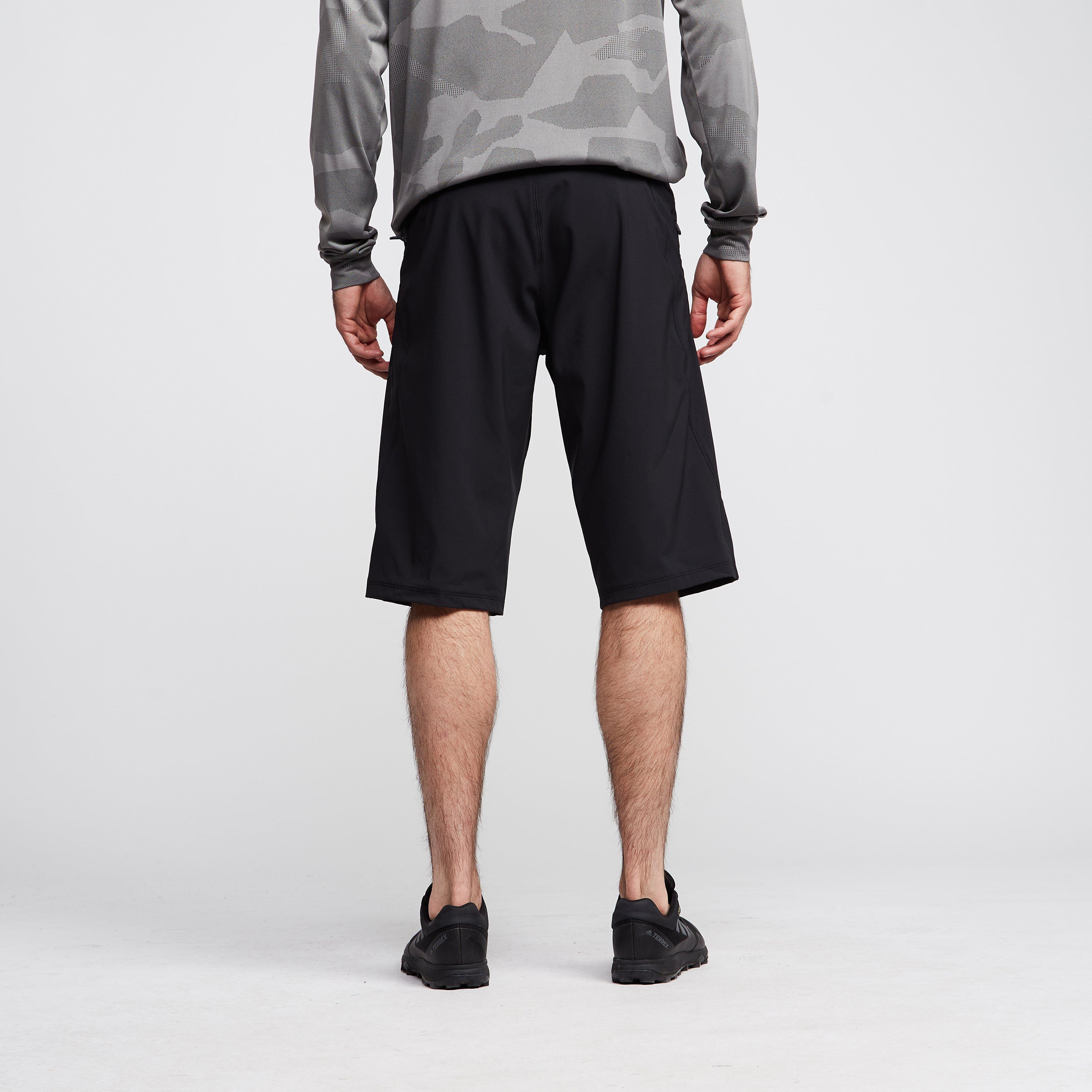 Men’s Defend Shorts