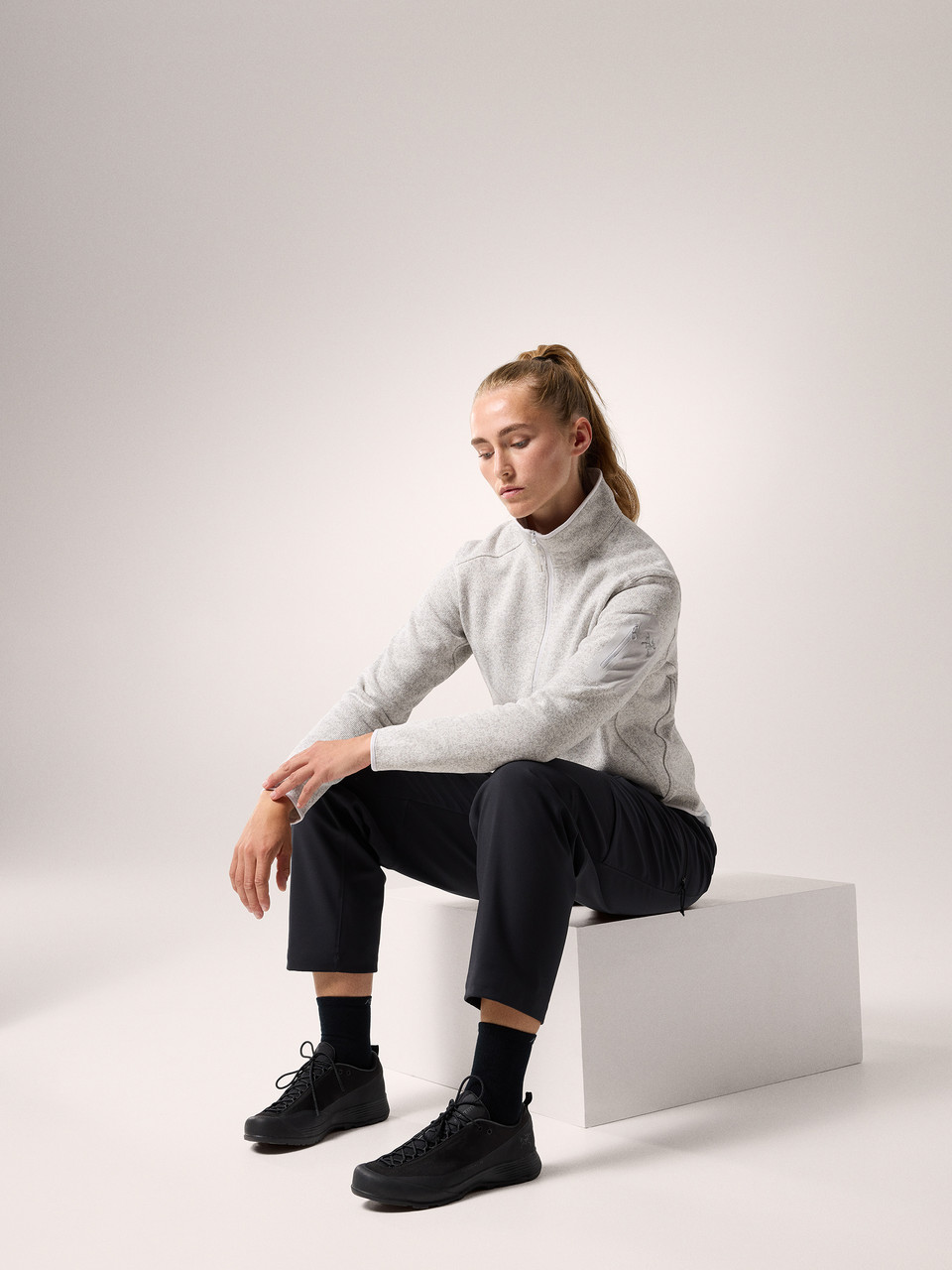 Arc'teryx Covert Zip Neck - Women's