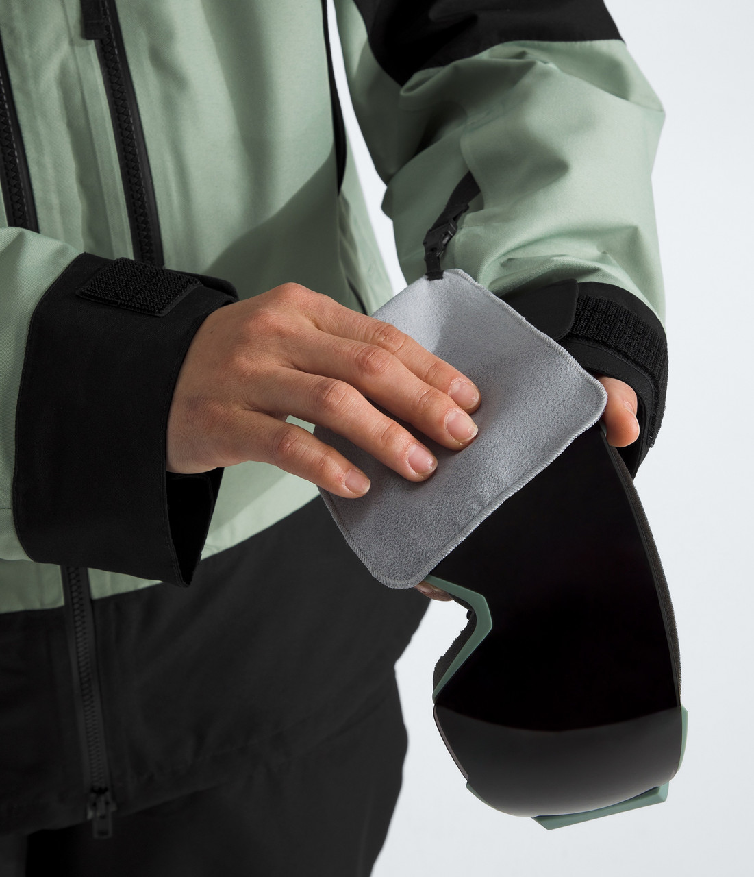 The North Face GTX Hex Jacket - Women's