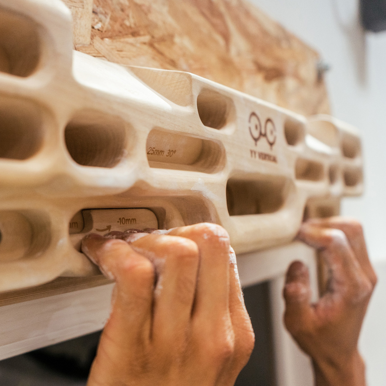 YY Vertical Vertical Board One Wood Hangboard