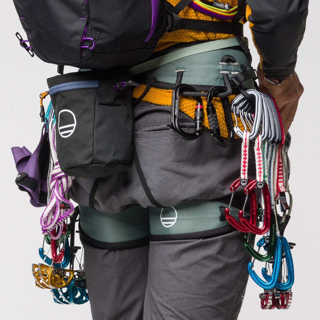 Wild Country Wild Oval Screwgate Carabiner