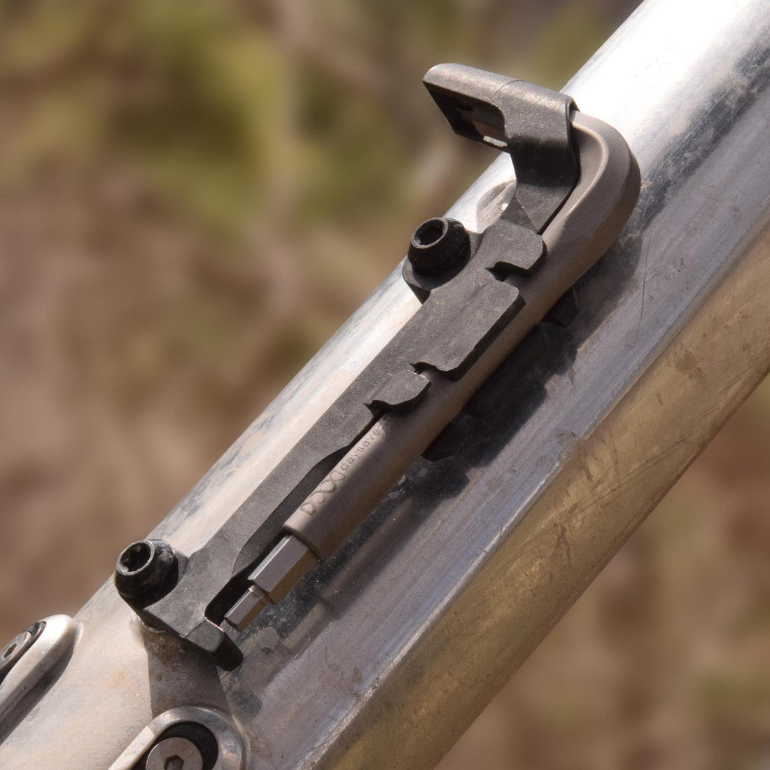 Daysaver Multitool Bottle Cage Mount Carrier