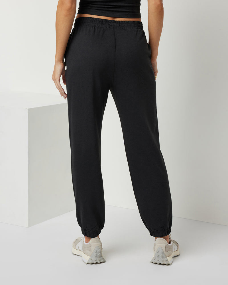 Vuori Boyfriend Sweatpant - Women's
