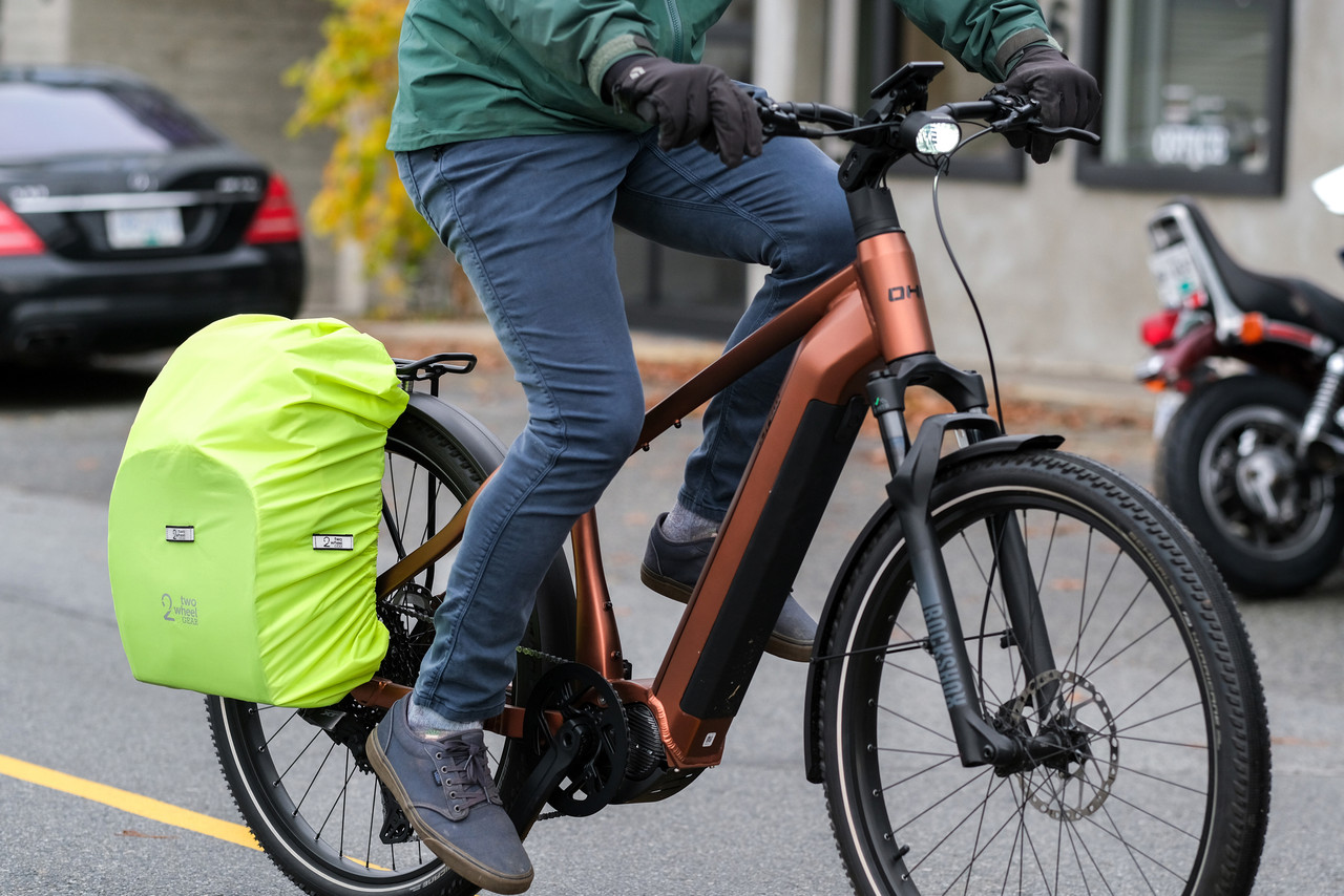 Two Wheel Gear Inverter Pannier Backpack 24L