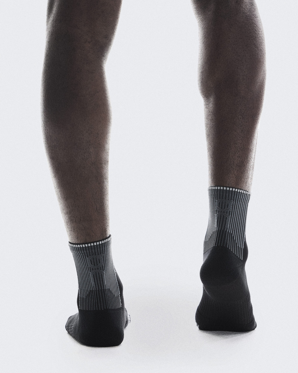 On Performance Run Mid Socks - Unisex