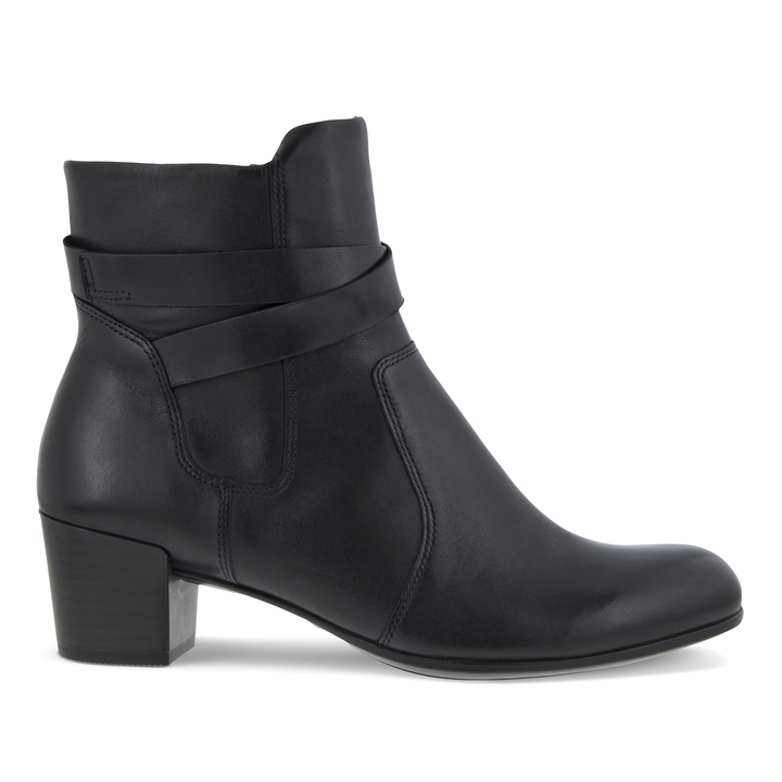 ECCO WOMEN'S SHAPE 35 BOOT