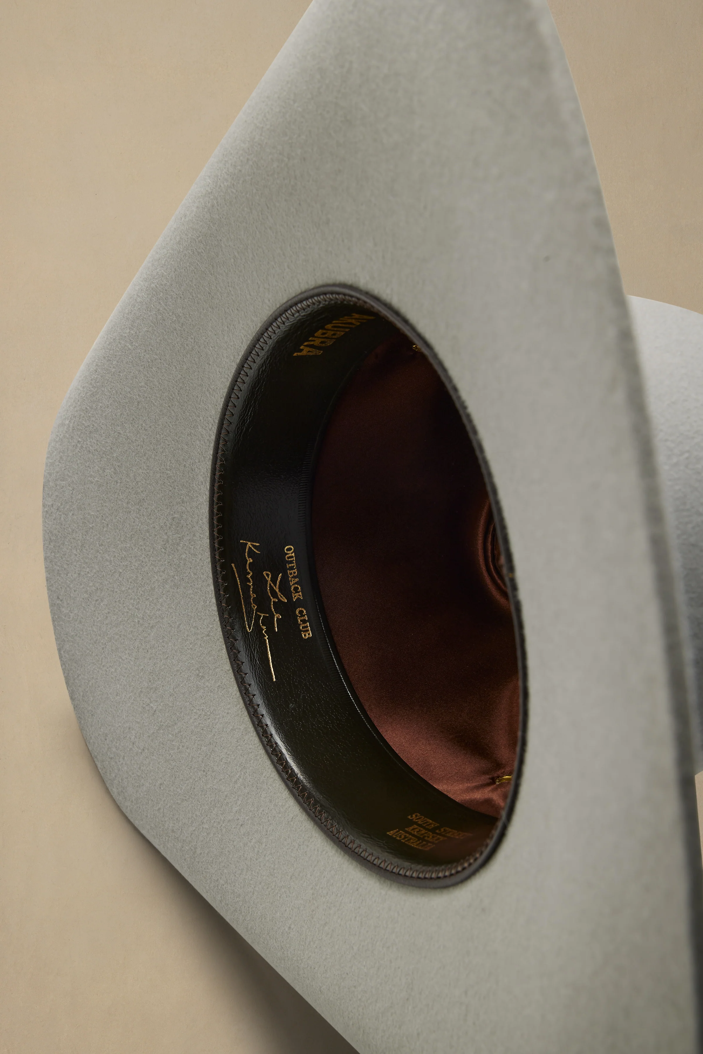 The Outback Club Quartz