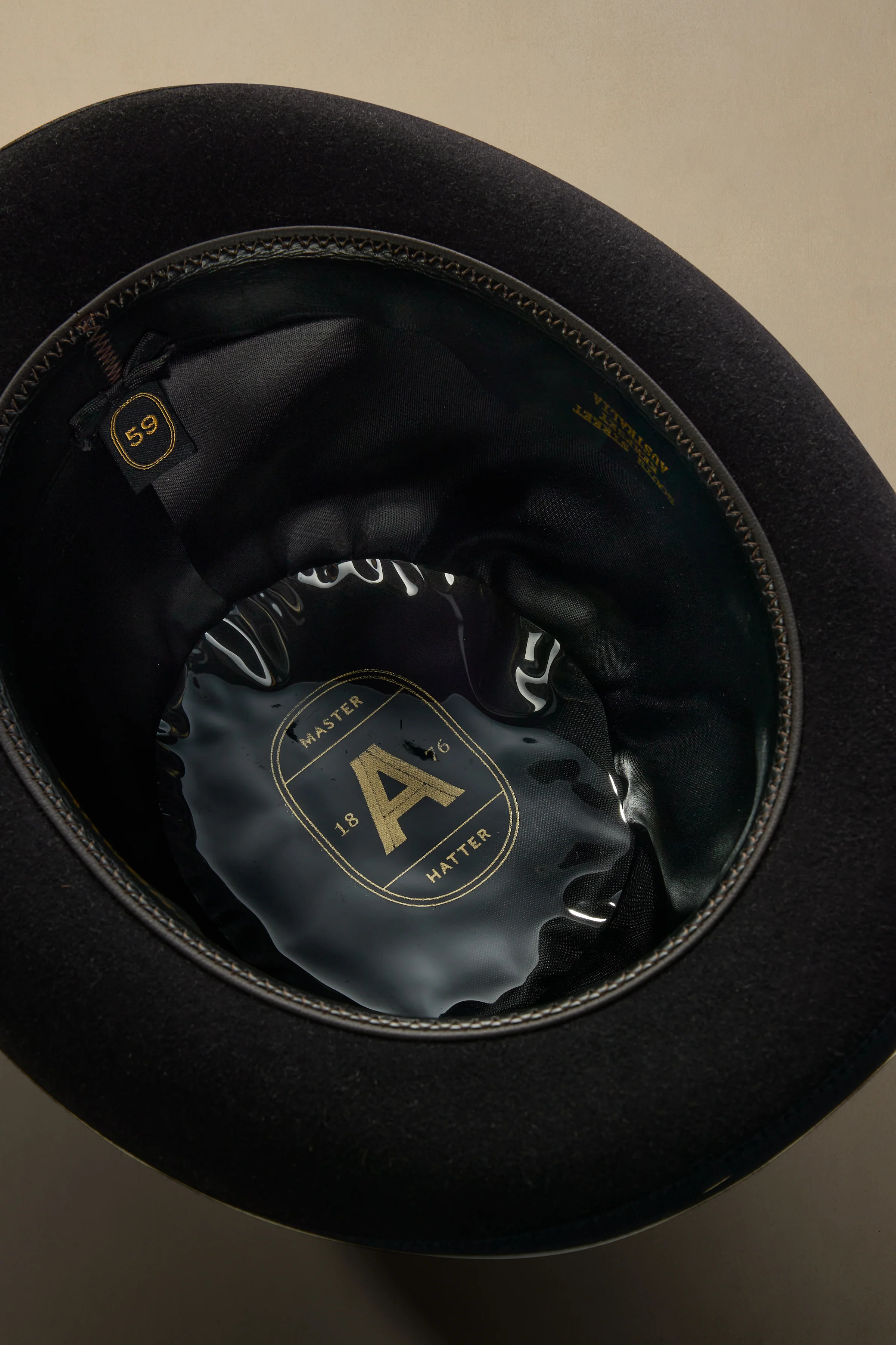 Homburg Black