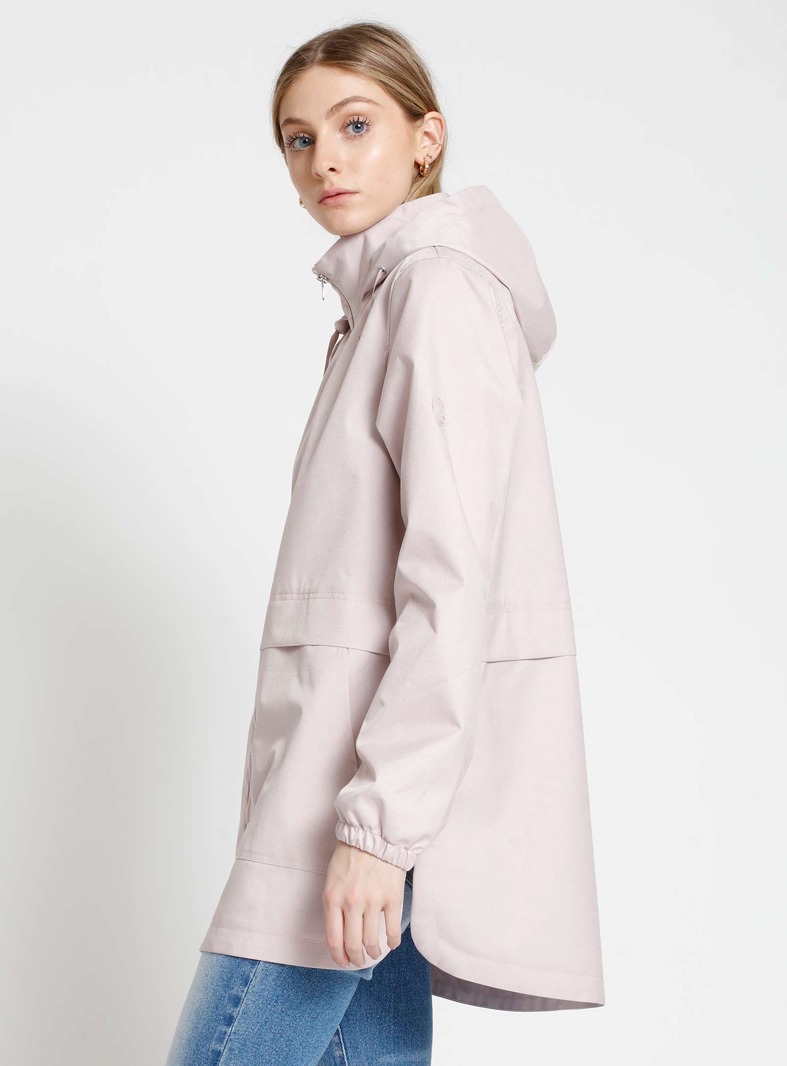 AMALIA| Zip front hooded dolphin hem rain jacket  || AMALIA | Veste de pluie zippée à capuche et ourlet dauphin sur le devant