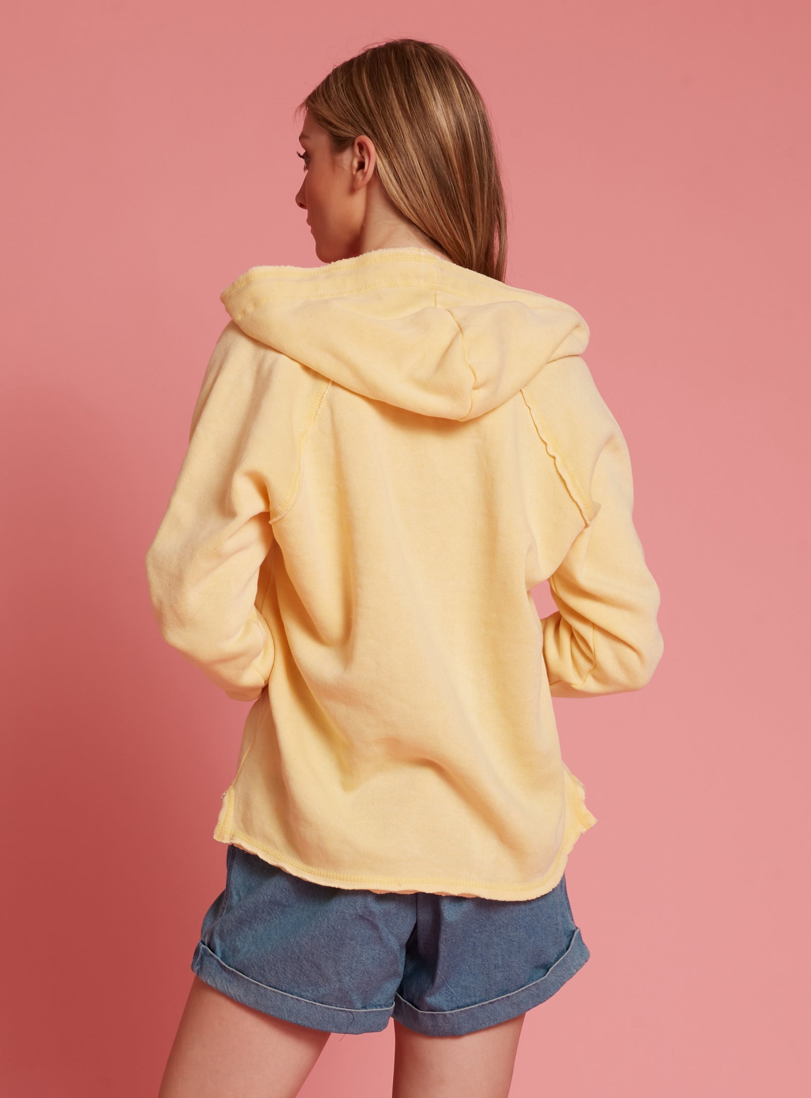 TALO | Fleece pop colour hoodie || TALO | Sweat à capuche couleur pop en molleton