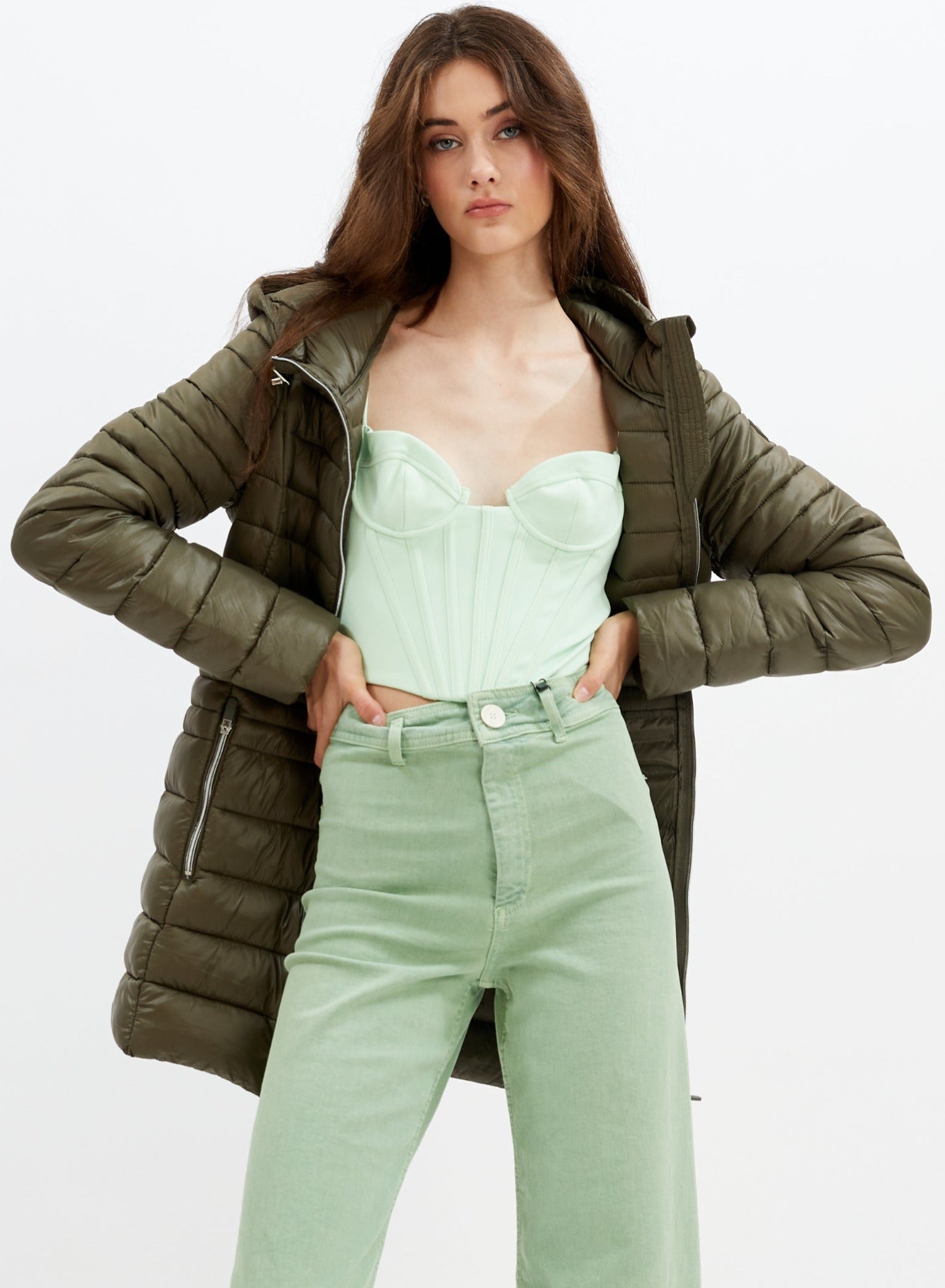 GRANVILLE | Iconic long ultralight jacket || GRANVILLE | Veste ultralégère iconique longue