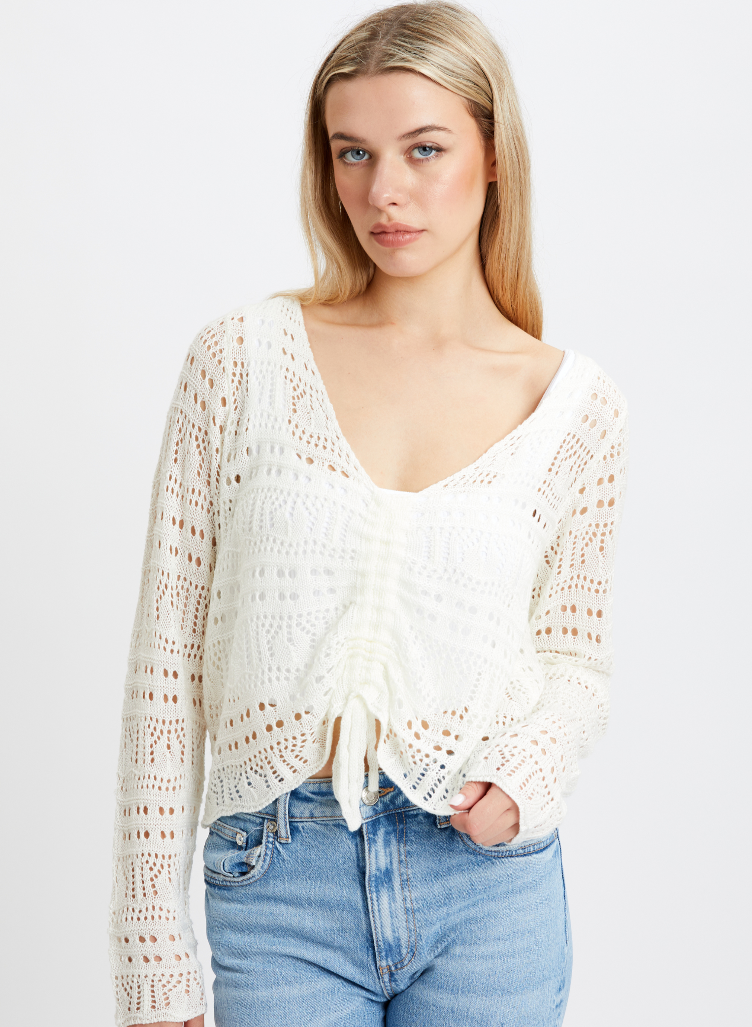 CARRIE | V-neck crochet sweater || CARRIE | Pull en crochet a col en V