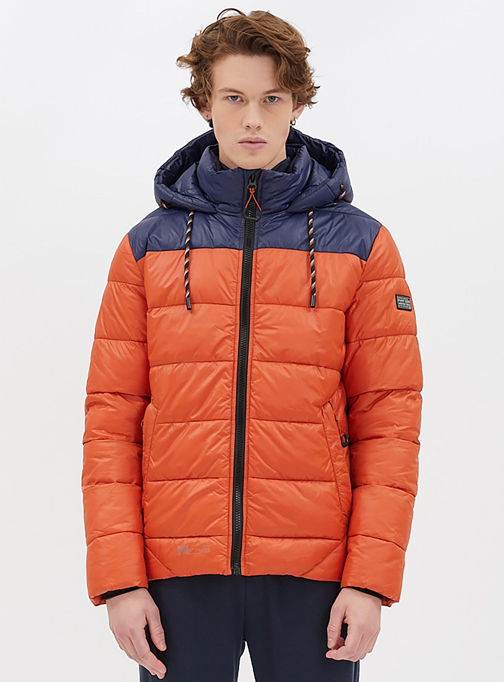 SPENCER |  Midweight Matte Shine Puffer Jacket || SPENCER | Doudoune brillante mate d'épaisseur moyenne