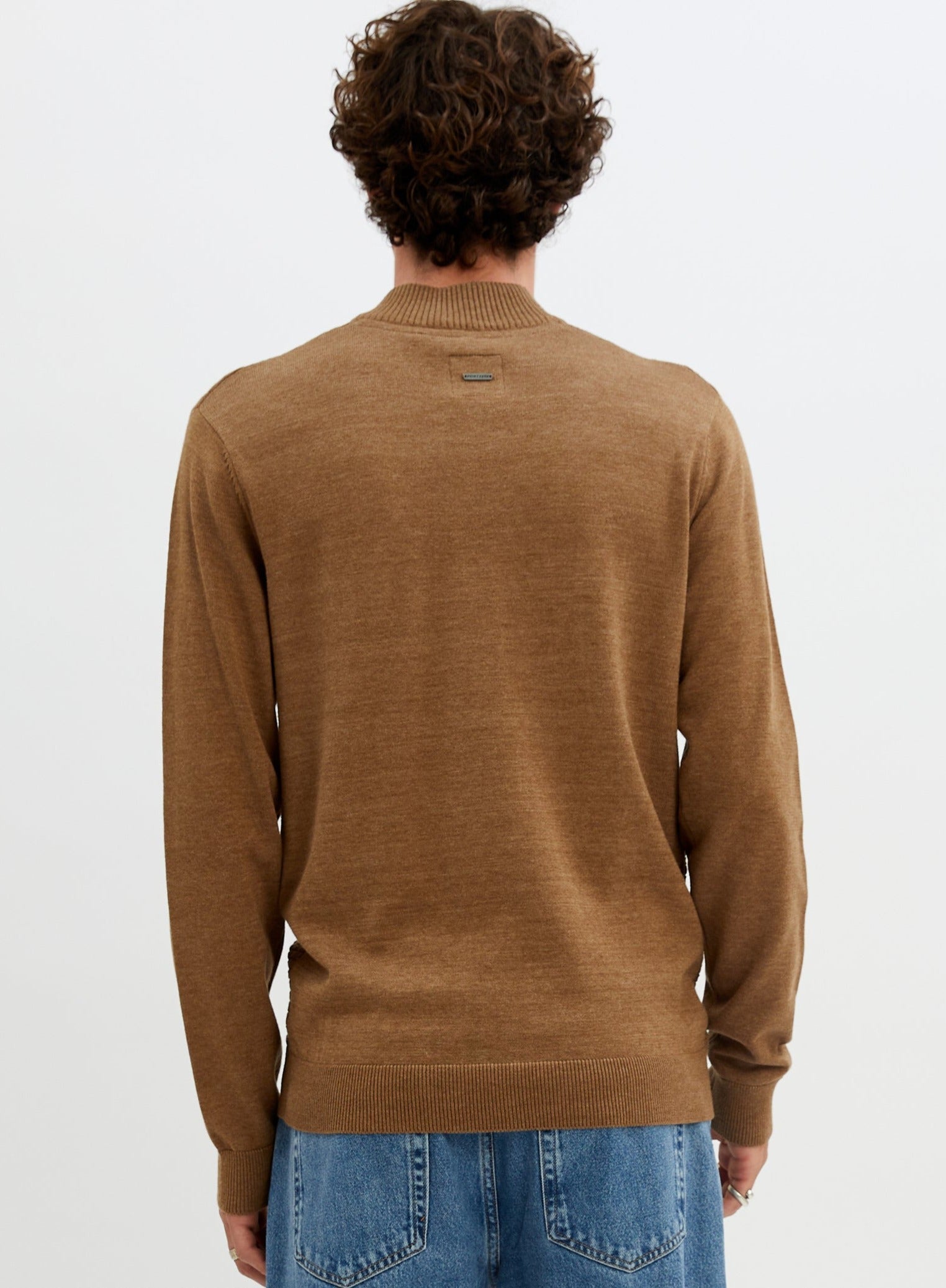 NOLAN  | Nolan cotton mock neck fine gauge sweater || NOLAN  |  Chandail fin en coton à col roulé