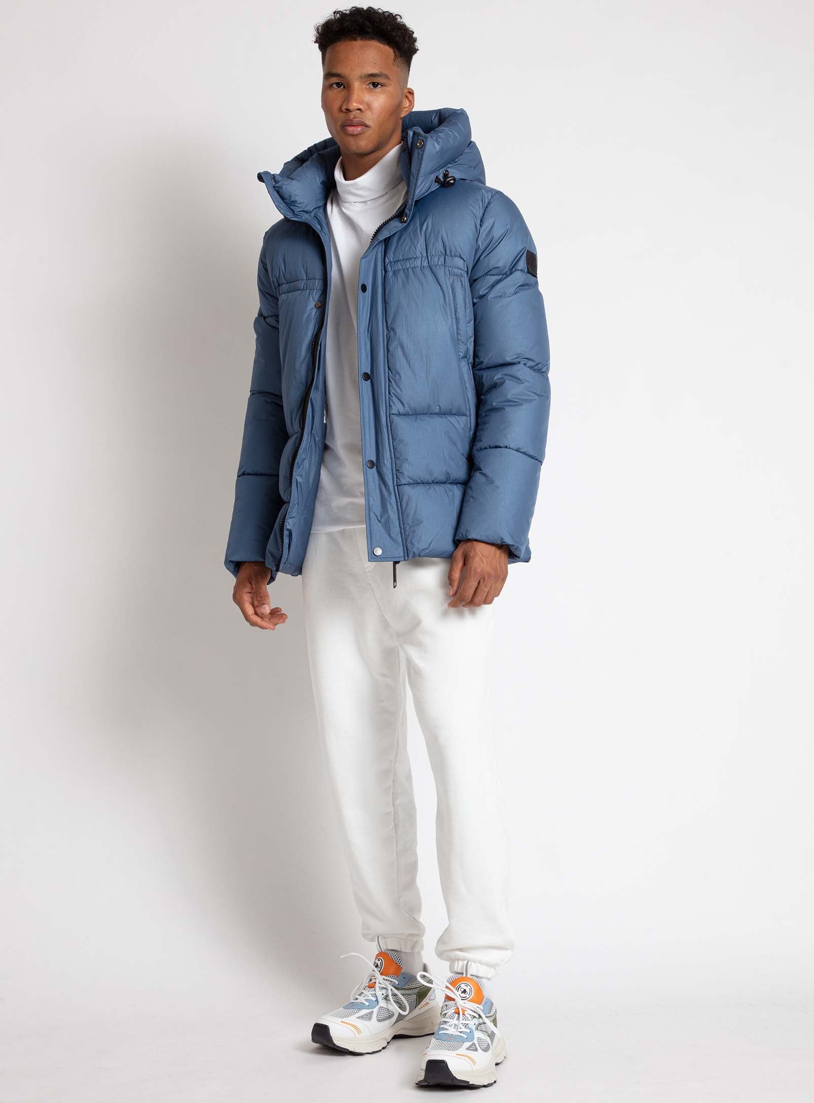 WELLER | Sustainable puffer jacket||WELLER | Veste molletonnée durable