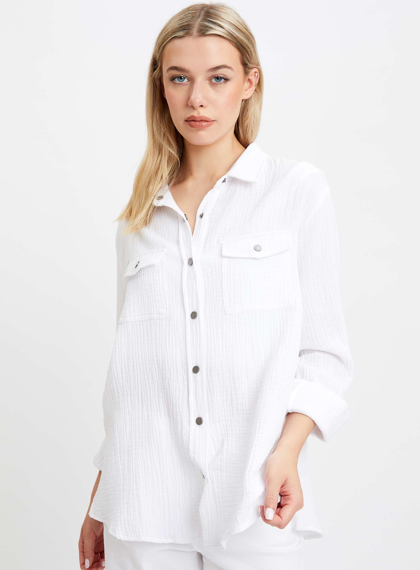 EUREKA | Buttoned up crepe shirt || EUREKA | Chemise a boutons en crepe