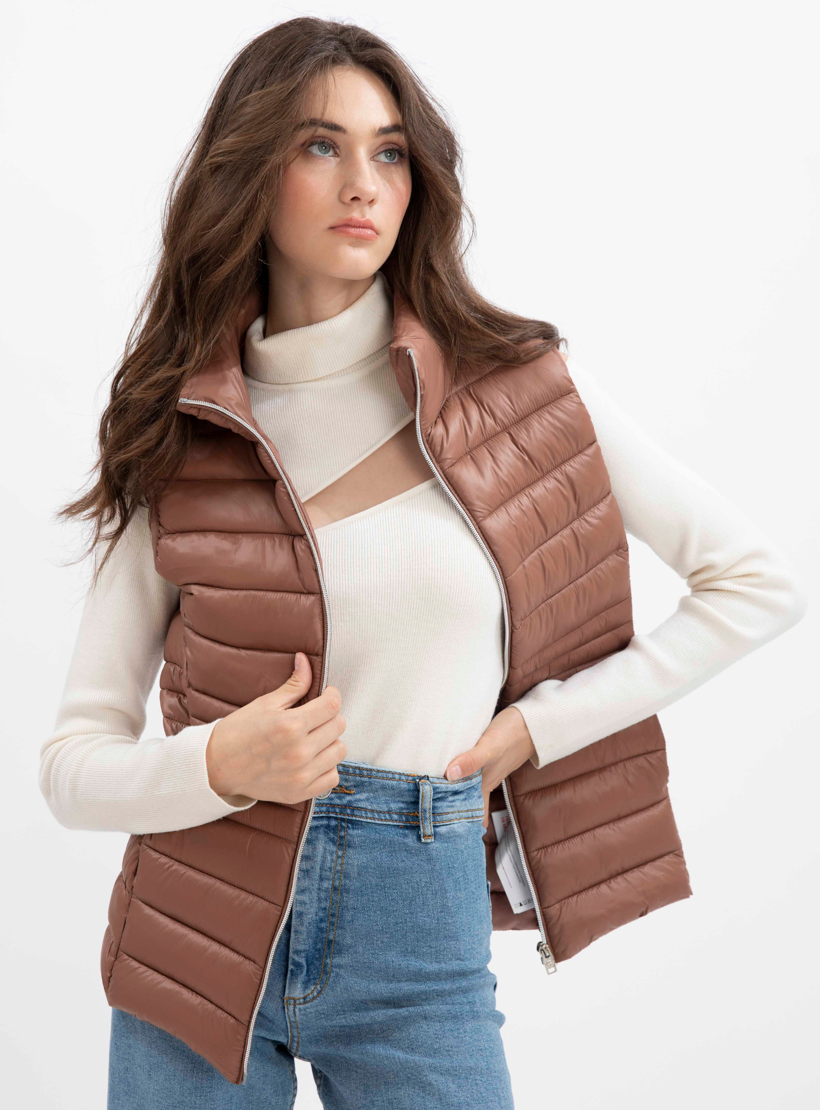 NELLA | Ultralight vest || NELLA |  Gilet ultraléger