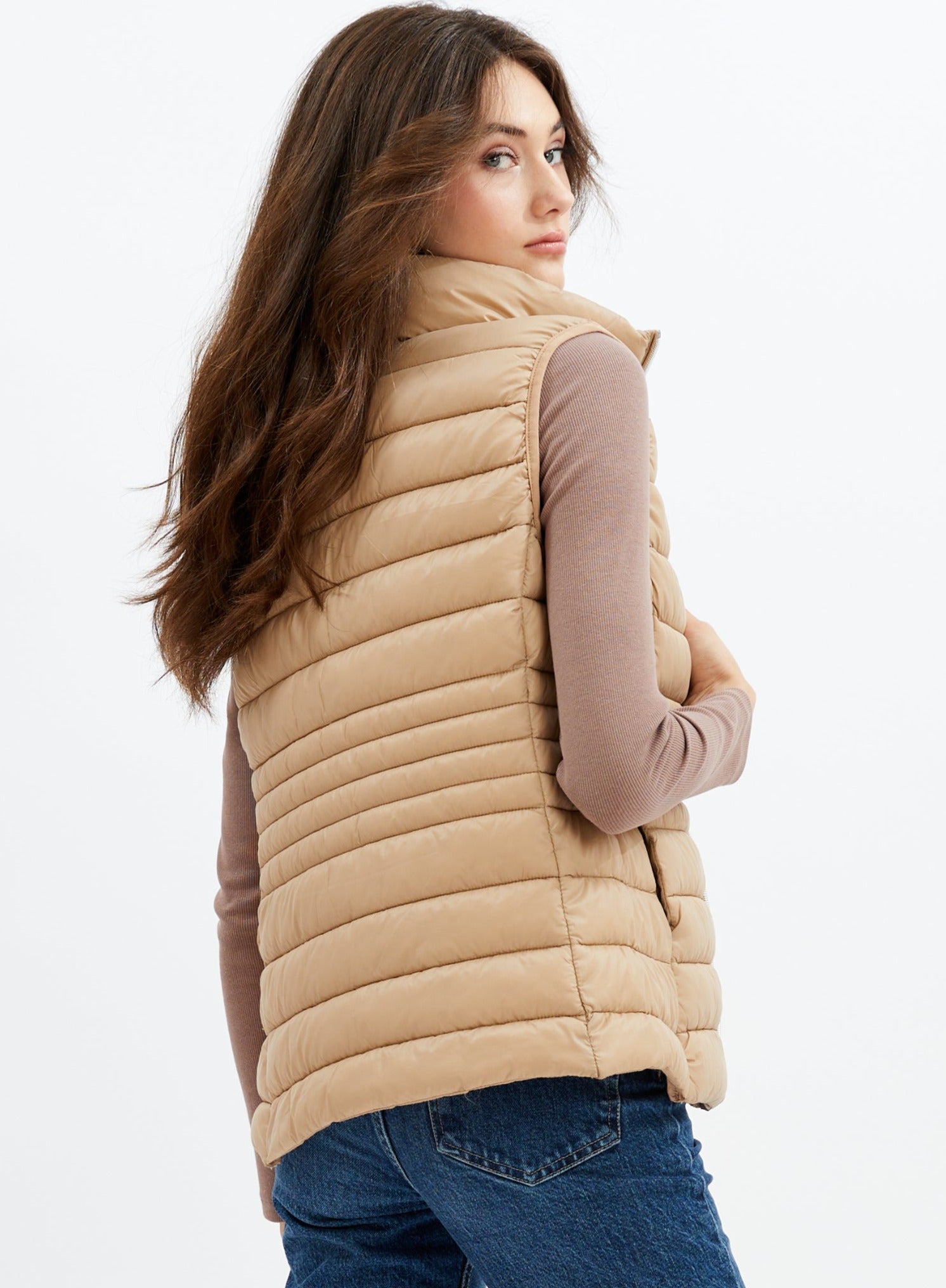 NELLA | Ultralight vest || NELLA |  Gilet ultraléger