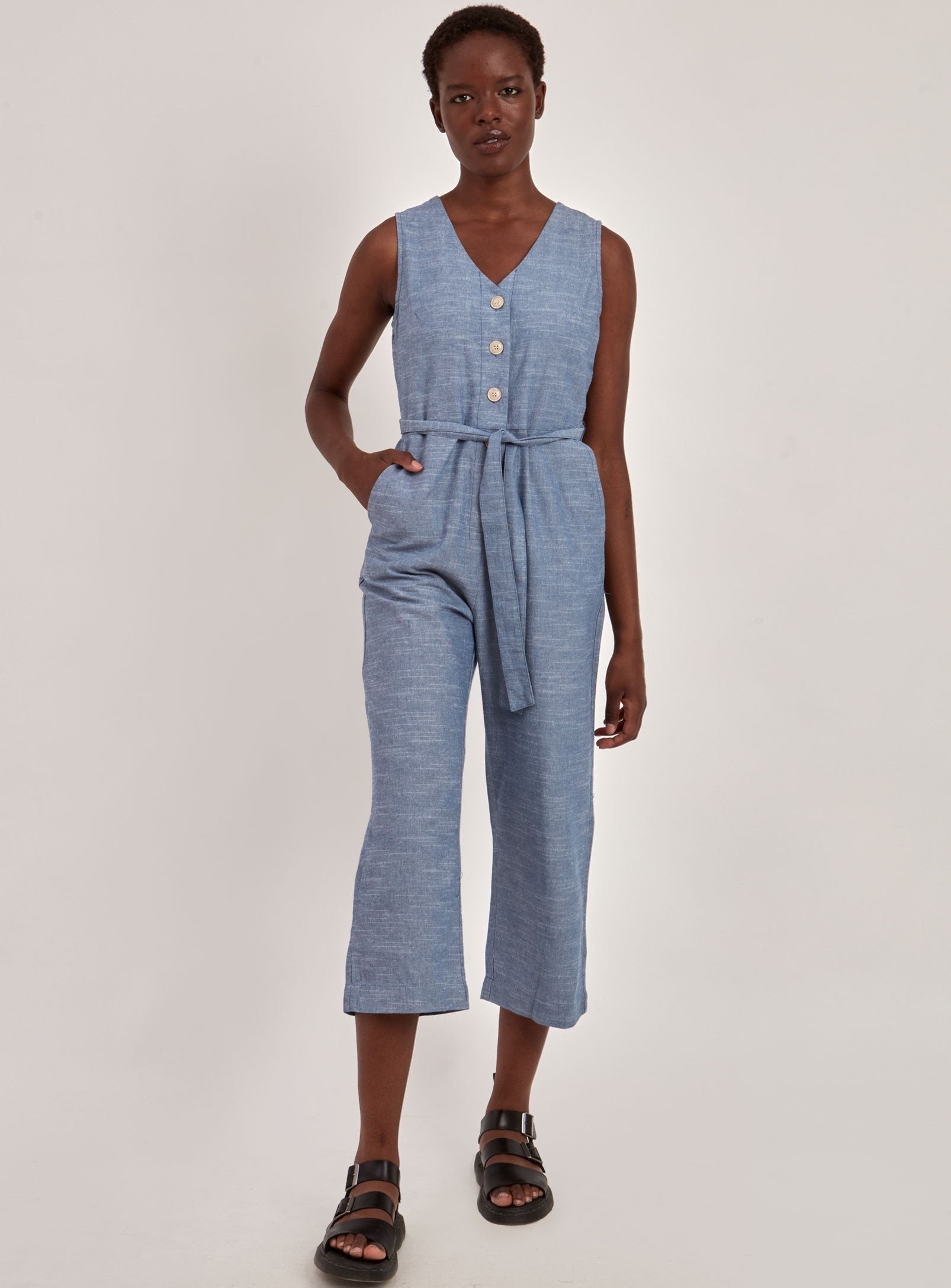 BARA | SLEEVELESS JUMPSUIT