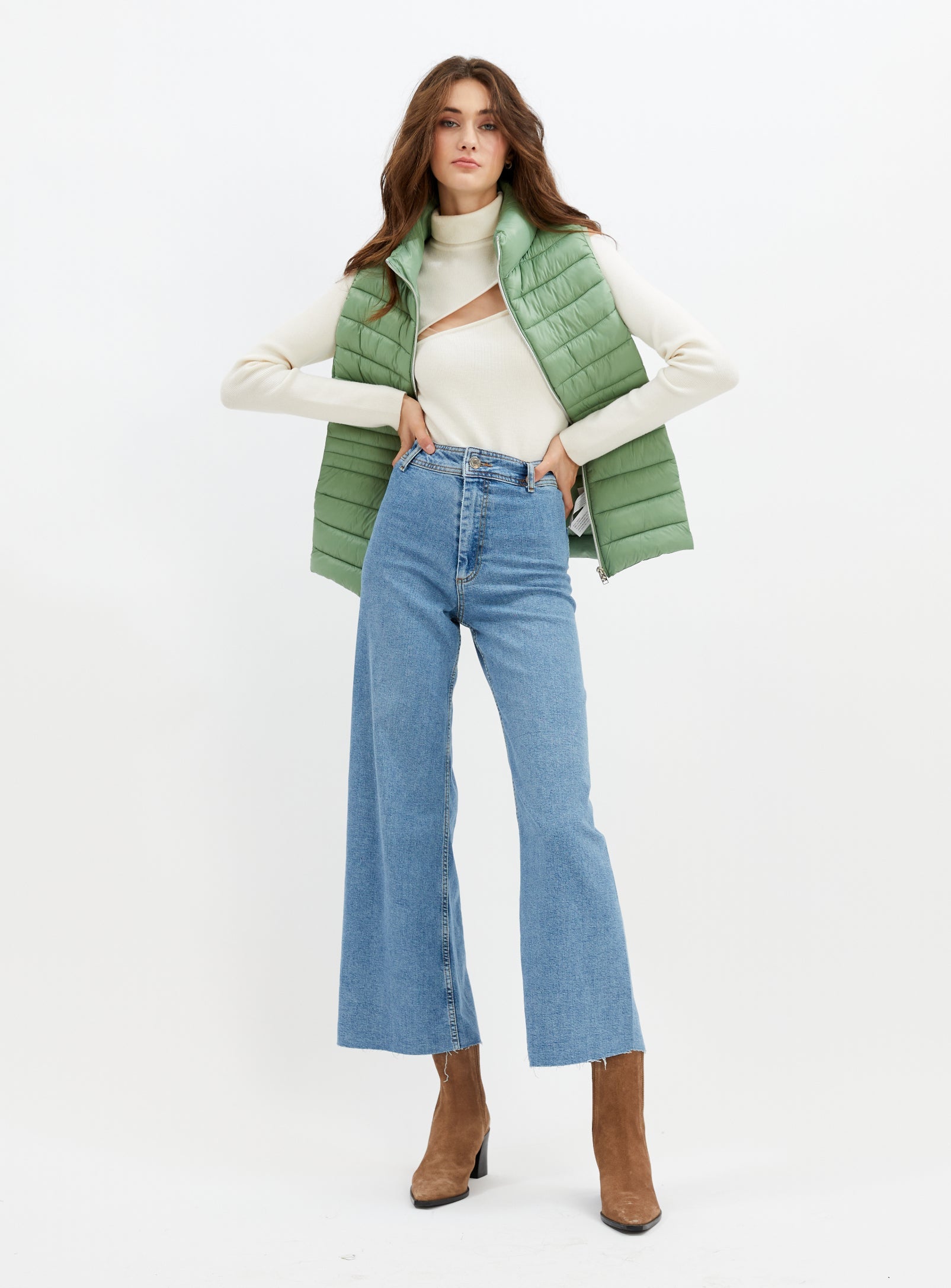 NELLA | Ultralight vest || NELLA |  Gilet ultraléger