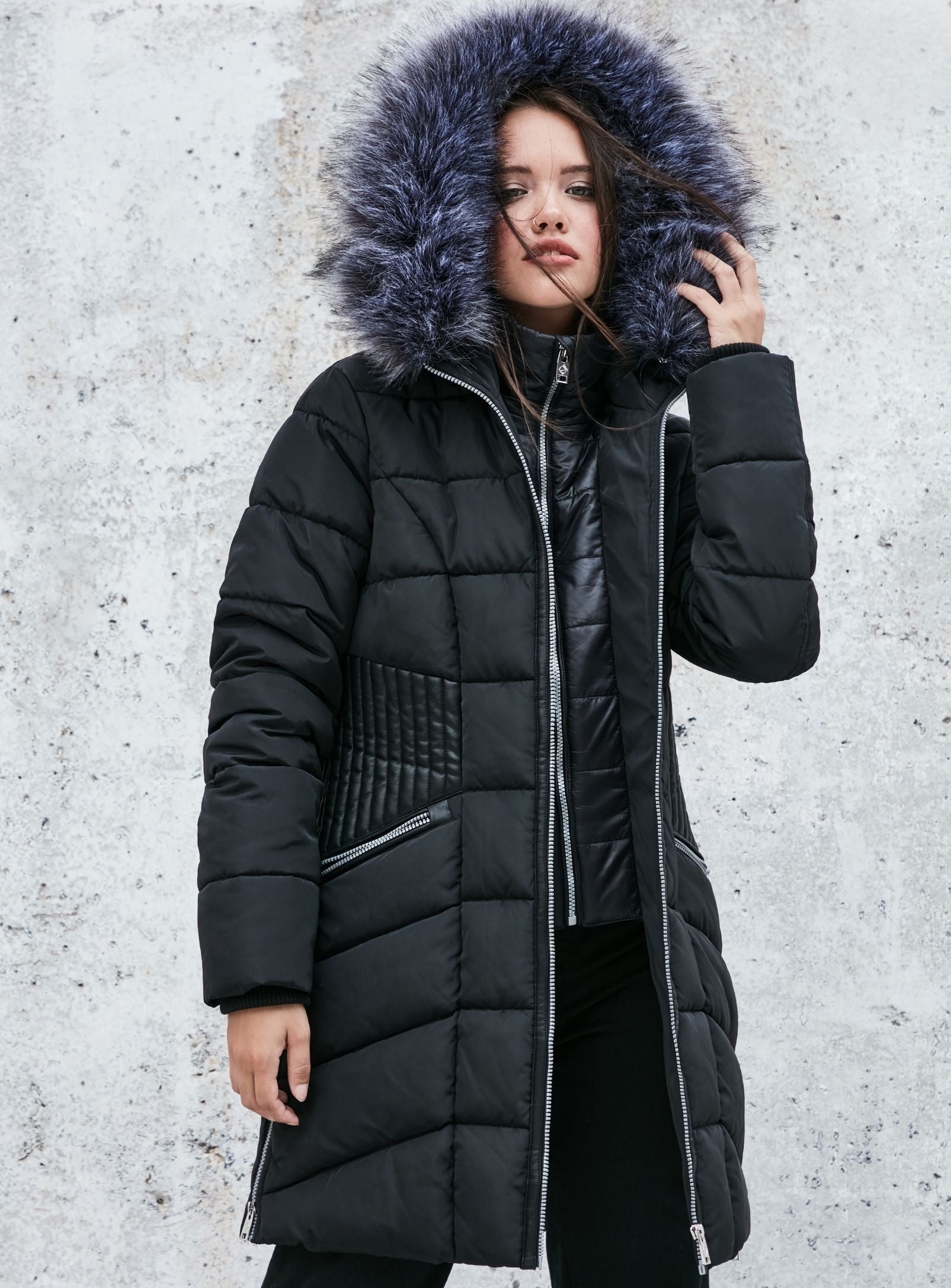 IMOGEN | Long quilted hooded puffer jacket || IMOGEN | Doudoune longue matelassée à capuche