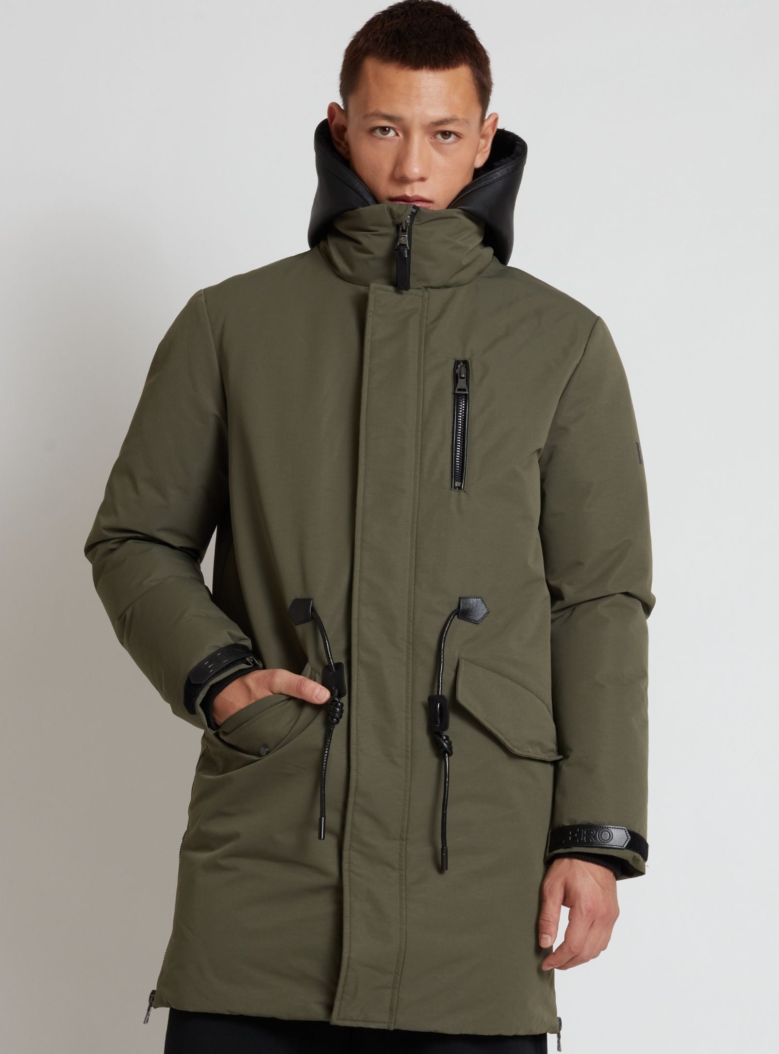 KEITH | Black Label Down Oxford parka || KEITH | Parka oxford en duvet Black Label