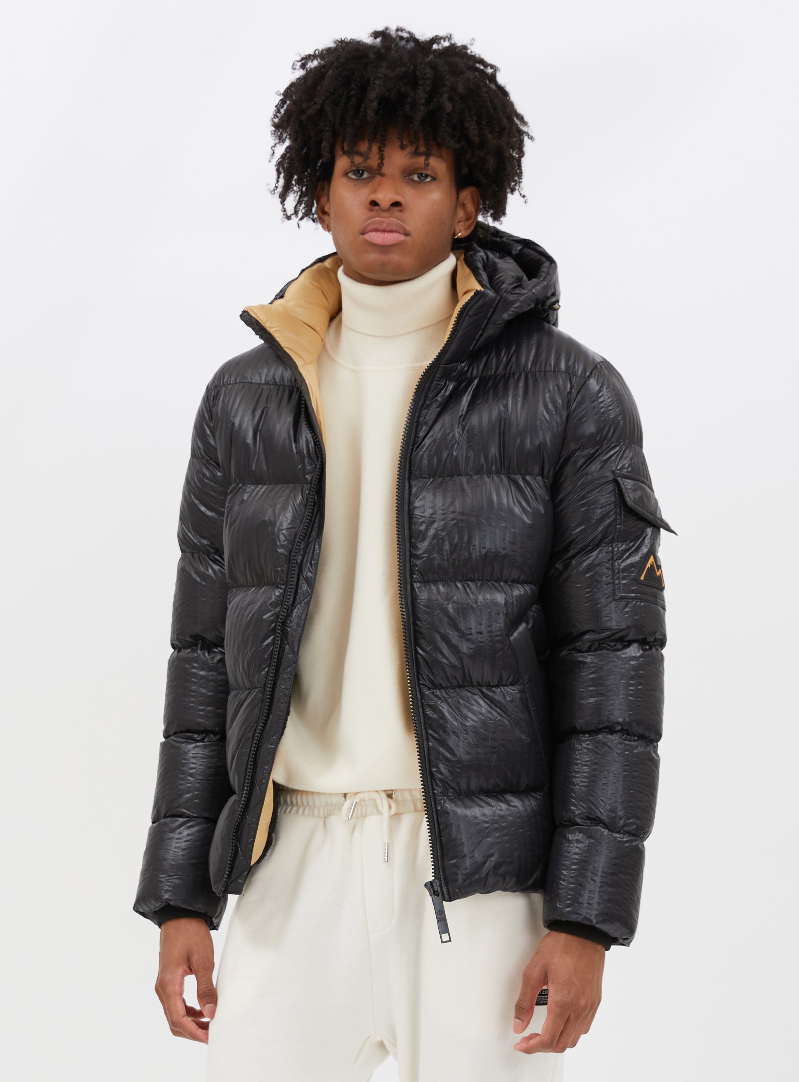 TREBORN  | Seersucker nylon puffer jacket || TREBORN  | Doudoune en nylon seersucker