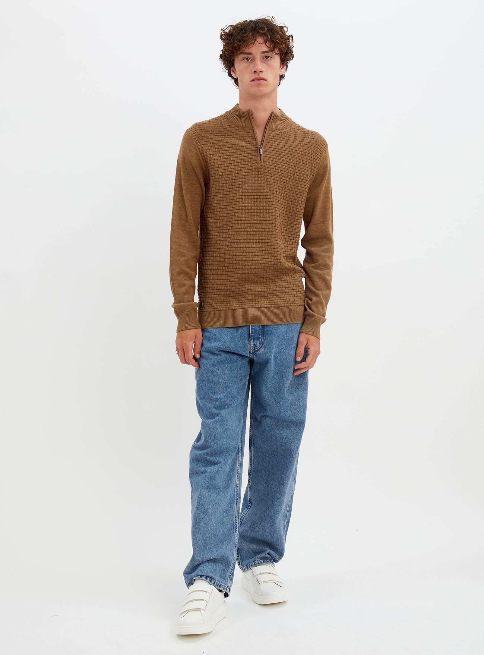 NOLAN  | Nolan cotton mock neck fine gauge sweater || NOLAN  |  Chandail fin en coton à col roulé