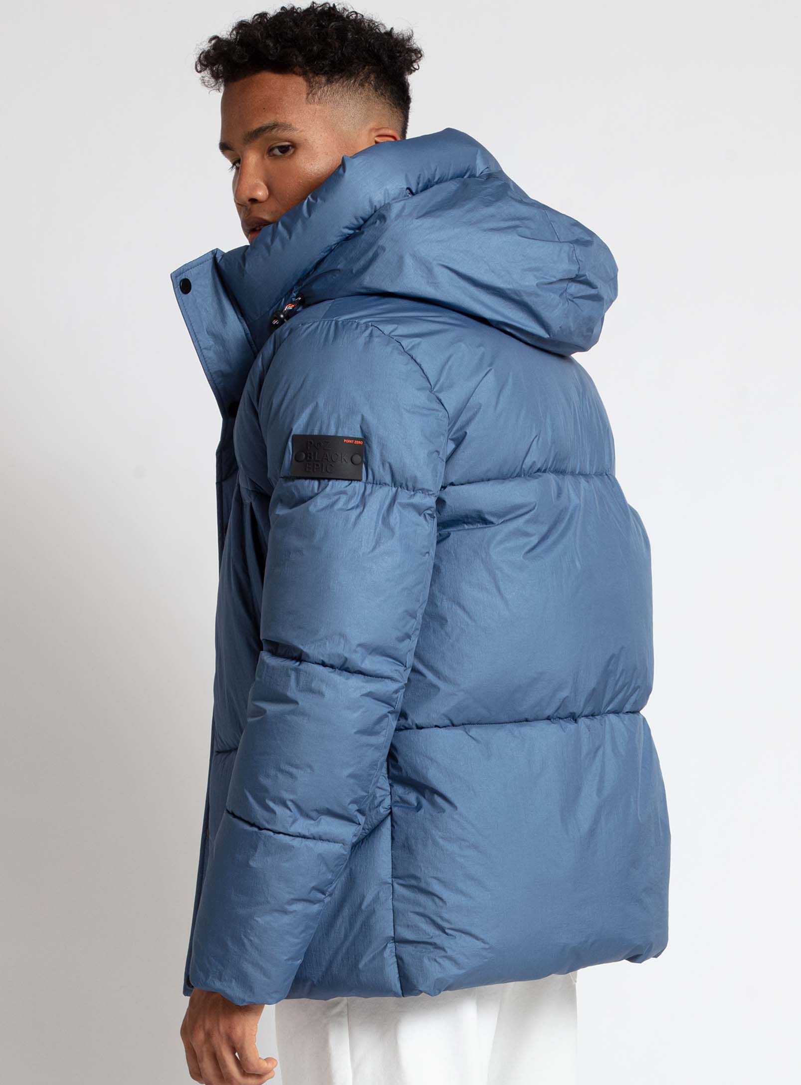 WELLER | Sustainable puffer jacket||WELLER | Veste molletonnée durable