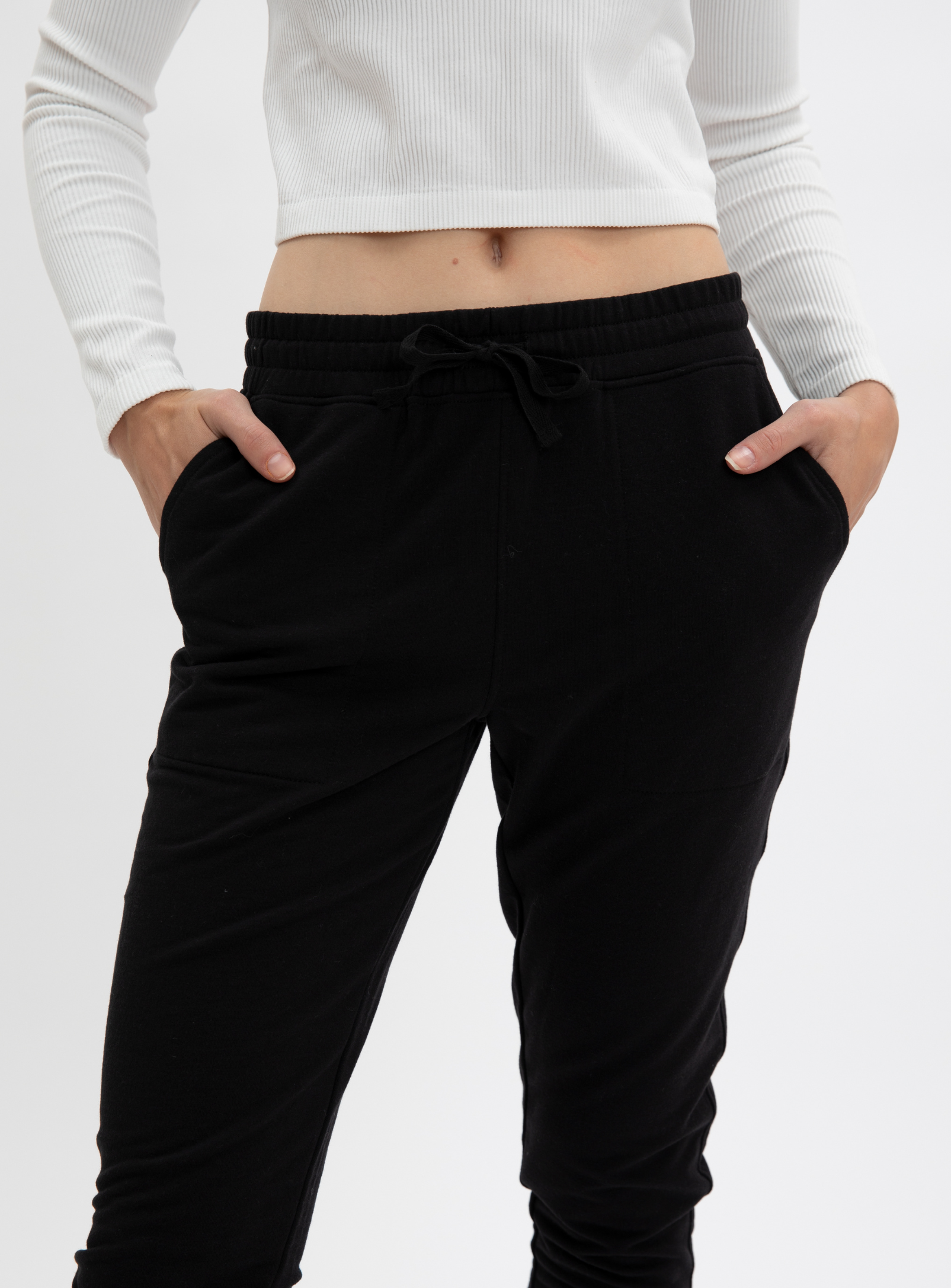 DELLA | Soft blend jogger || DELLA | Jogging en mélange doux