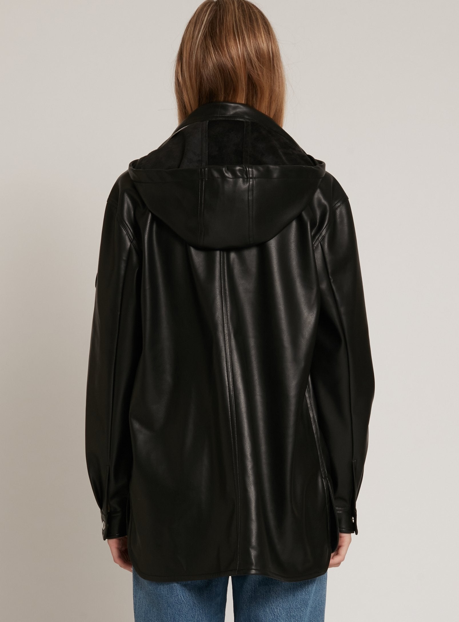 STELLA | Vegan leather overshirt  || STELLA | Surchemise en cuir vegan