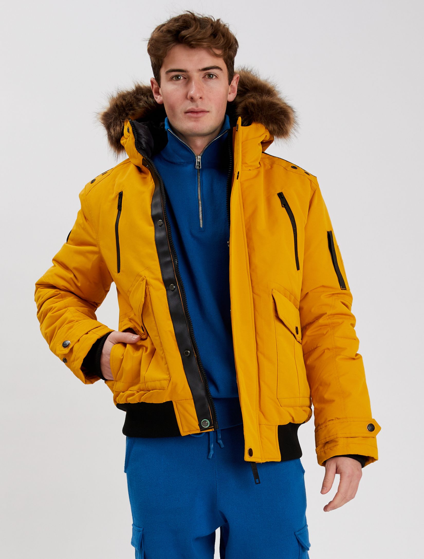 ASPEN |  Essential winter bomber jacket ||  ASPEN | Blouson d'hiver essentiel