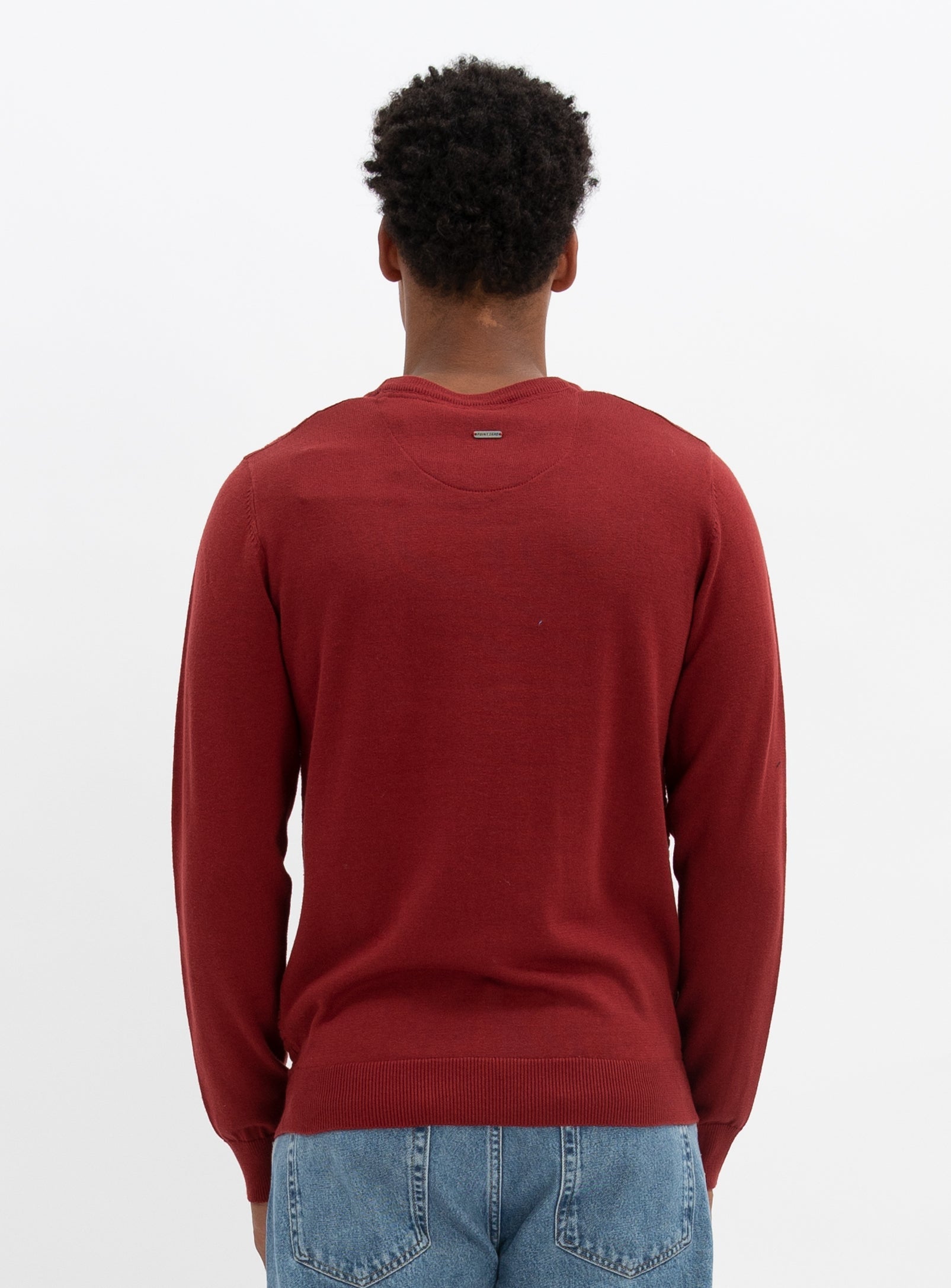 SWEN  | Cotton crewneck fine gauge sweater || SWEN |  Chandail fin en coton à col ras du cou