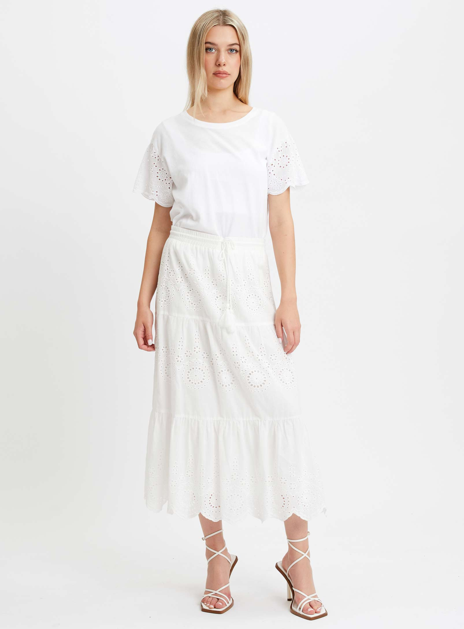 MIA | English embroidery skirt || MIA | Jupe broderie anglaise