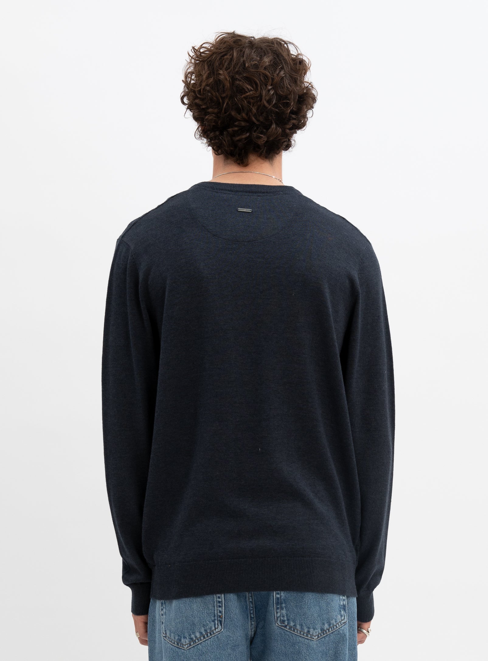 STEN  | Cotton v neck fine gauge sweater || STEN |  Chandail fin en coton à col v