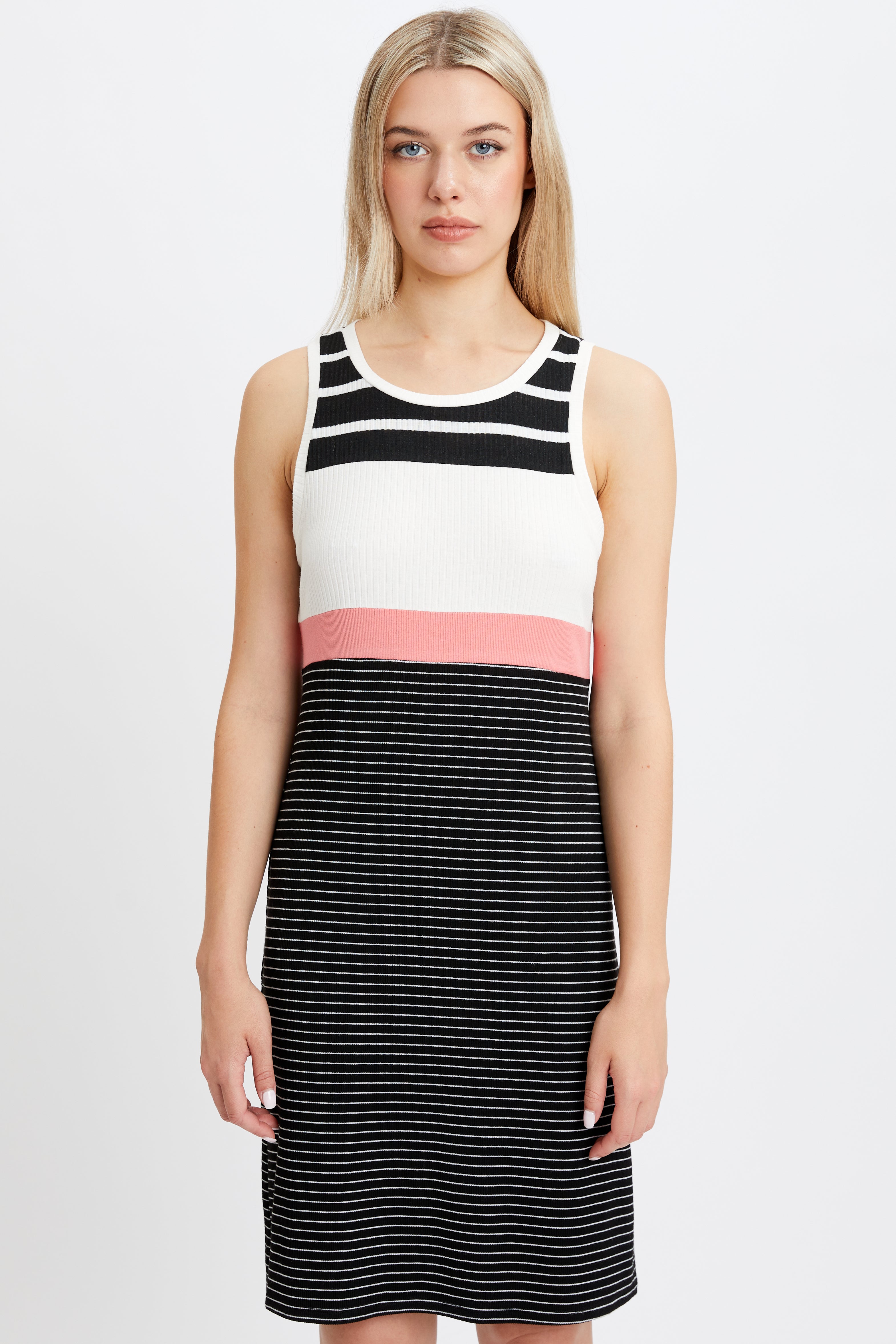MACY| Sleeveless color block/multi-stripe dress || MACY|Robe color block / multi-rayures sans manches