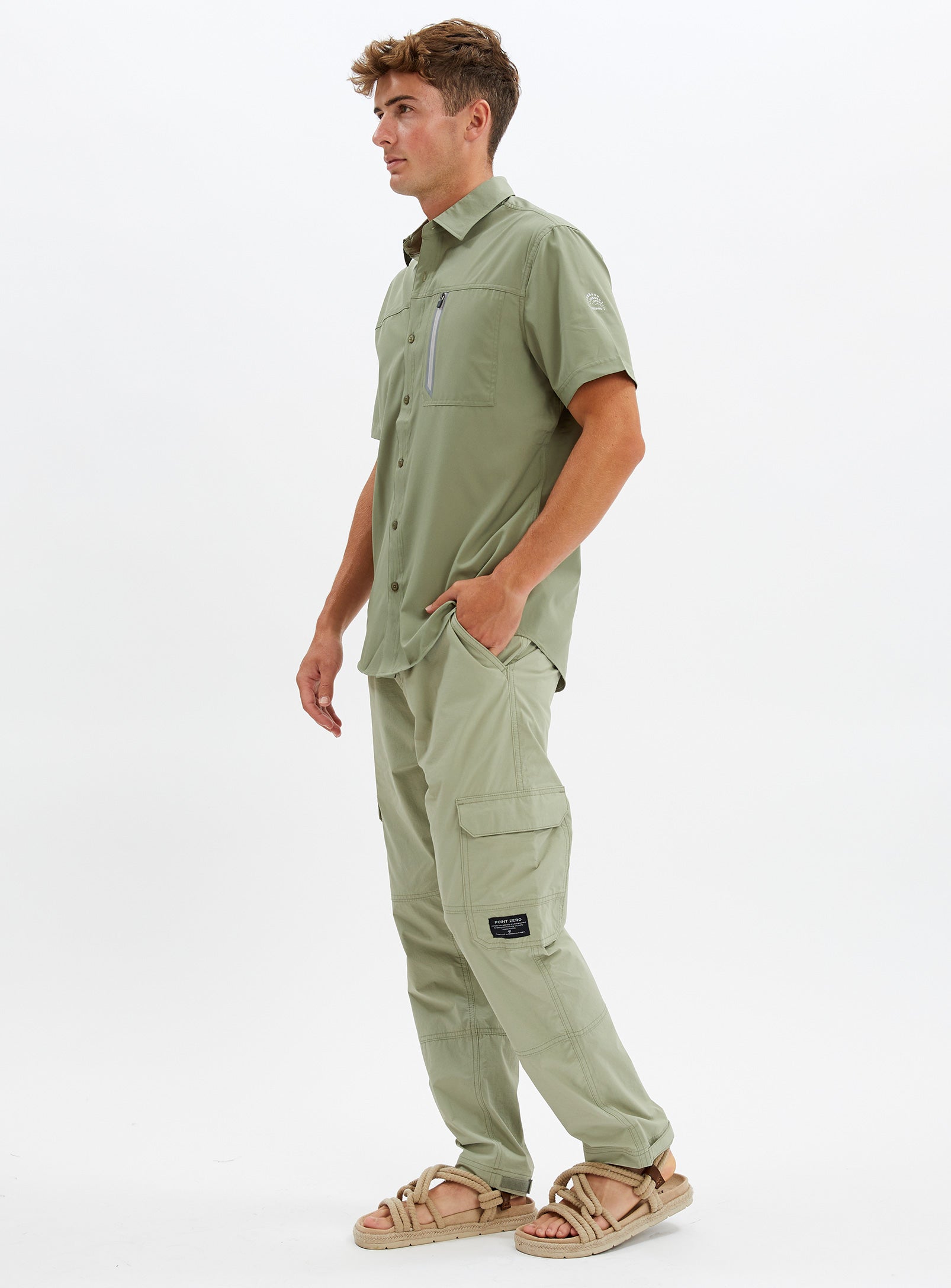 WAYY | Solid 4-way-stretch dry edition shirt || WAYY | Chemise solide en édition sèche extensible dans les 4 sens