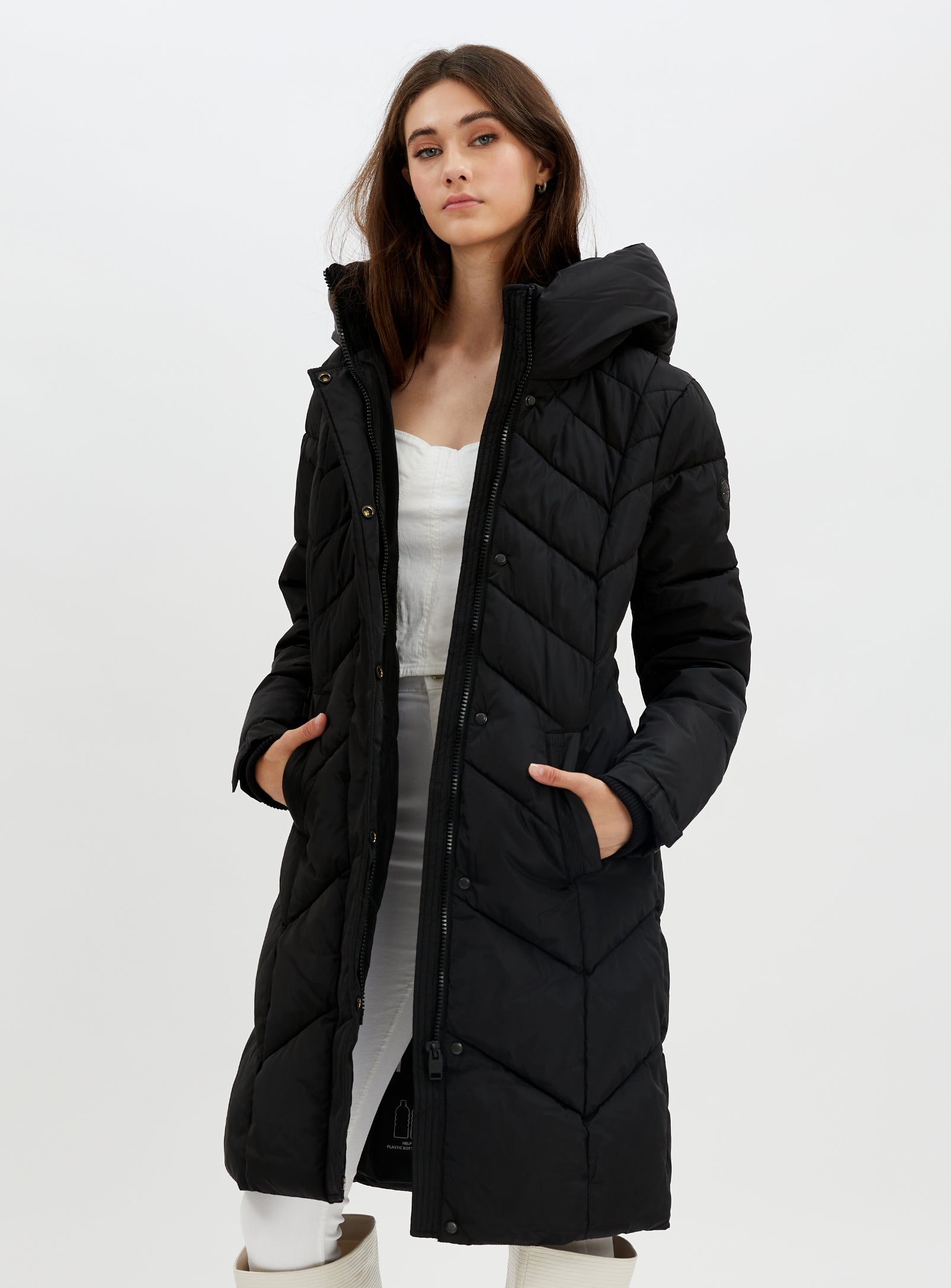 FLORENTINA |Long zip front hooded chevron quilted puffer jacket ||FLORENTINA |Doudoune longue matelassée à chevrons et capuche zippée sur le devant